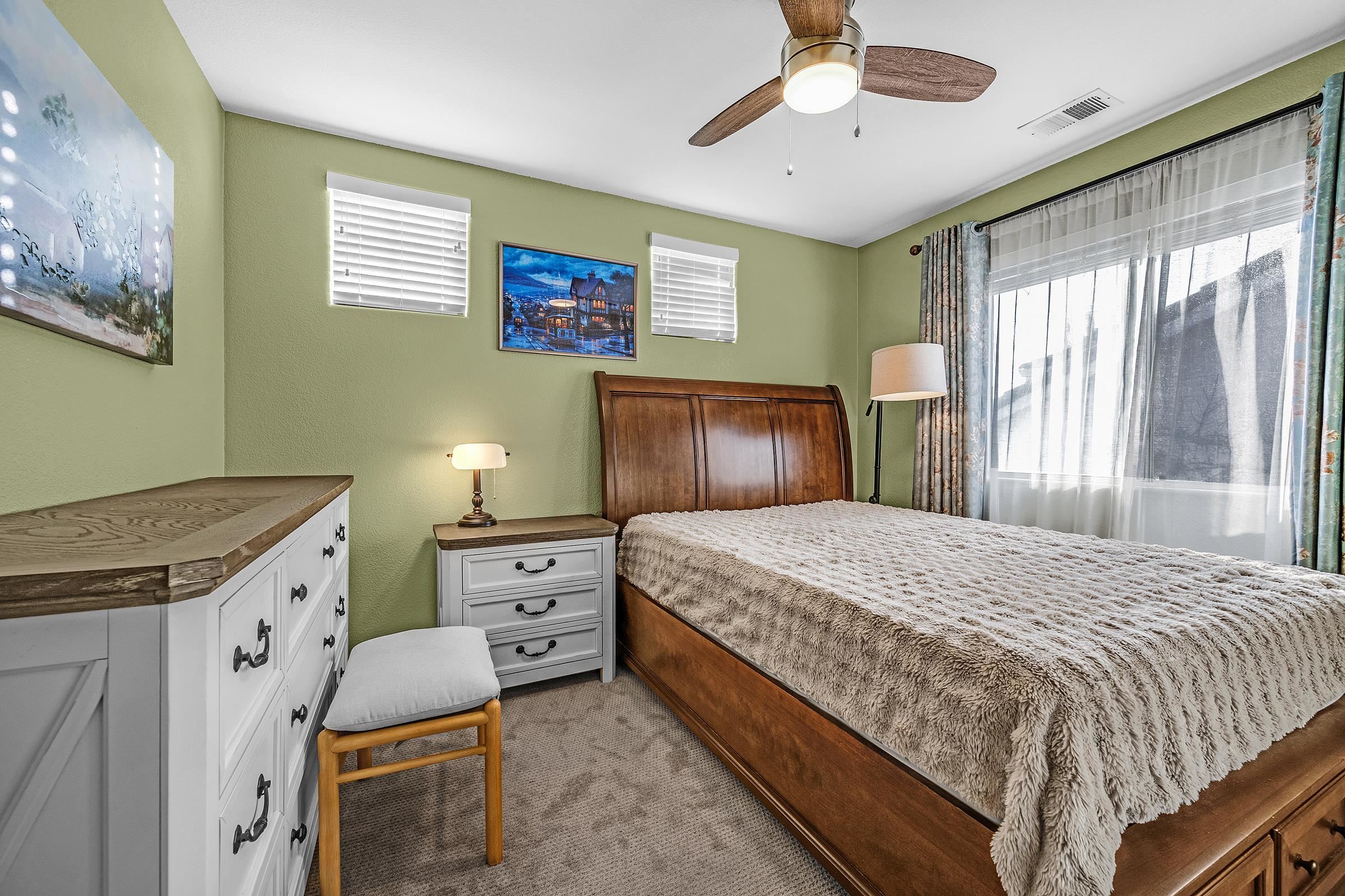 Detail Gallery Image 20 of 33 For 15100 Shining Star Ln, San Leandro,  CA 94579 - 4 Beds | 3 Baths