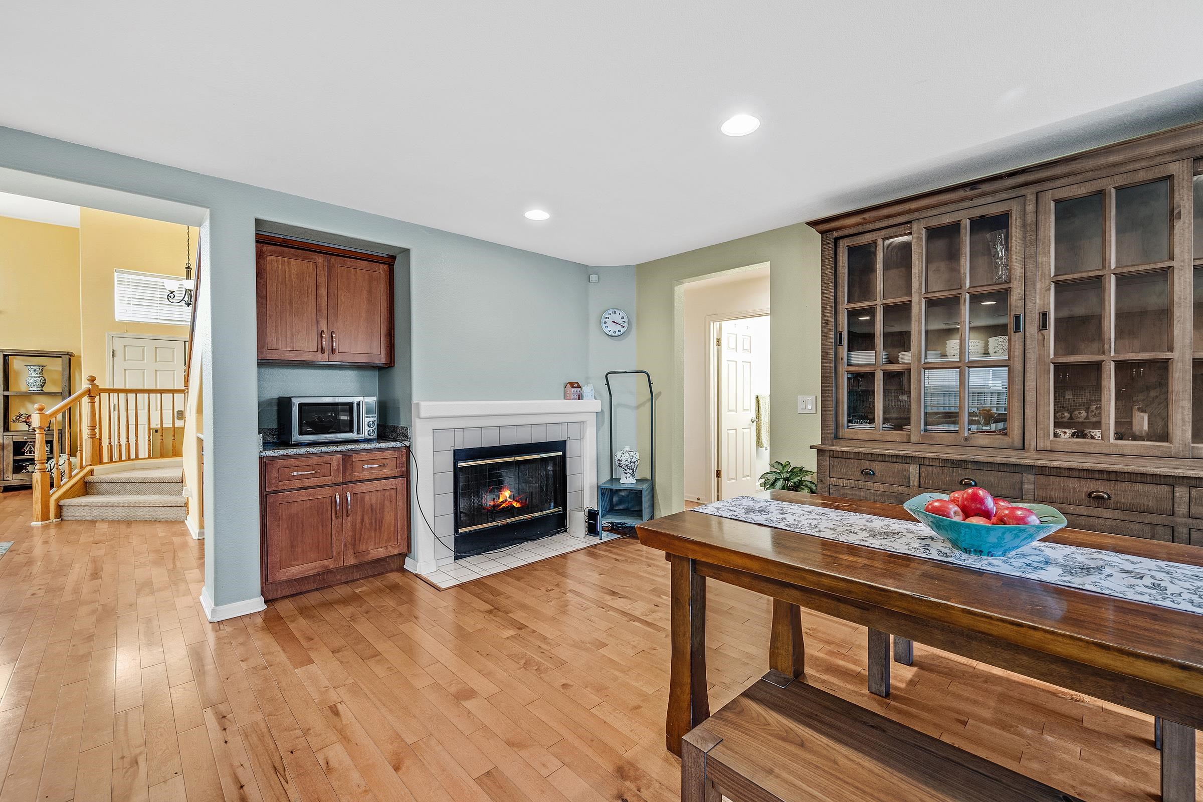 Detail Gallery Image 10 of 33 For 15100 Shining Star Ln, San Leandro,  CA 94579 - 4 Beds | 3 Baths