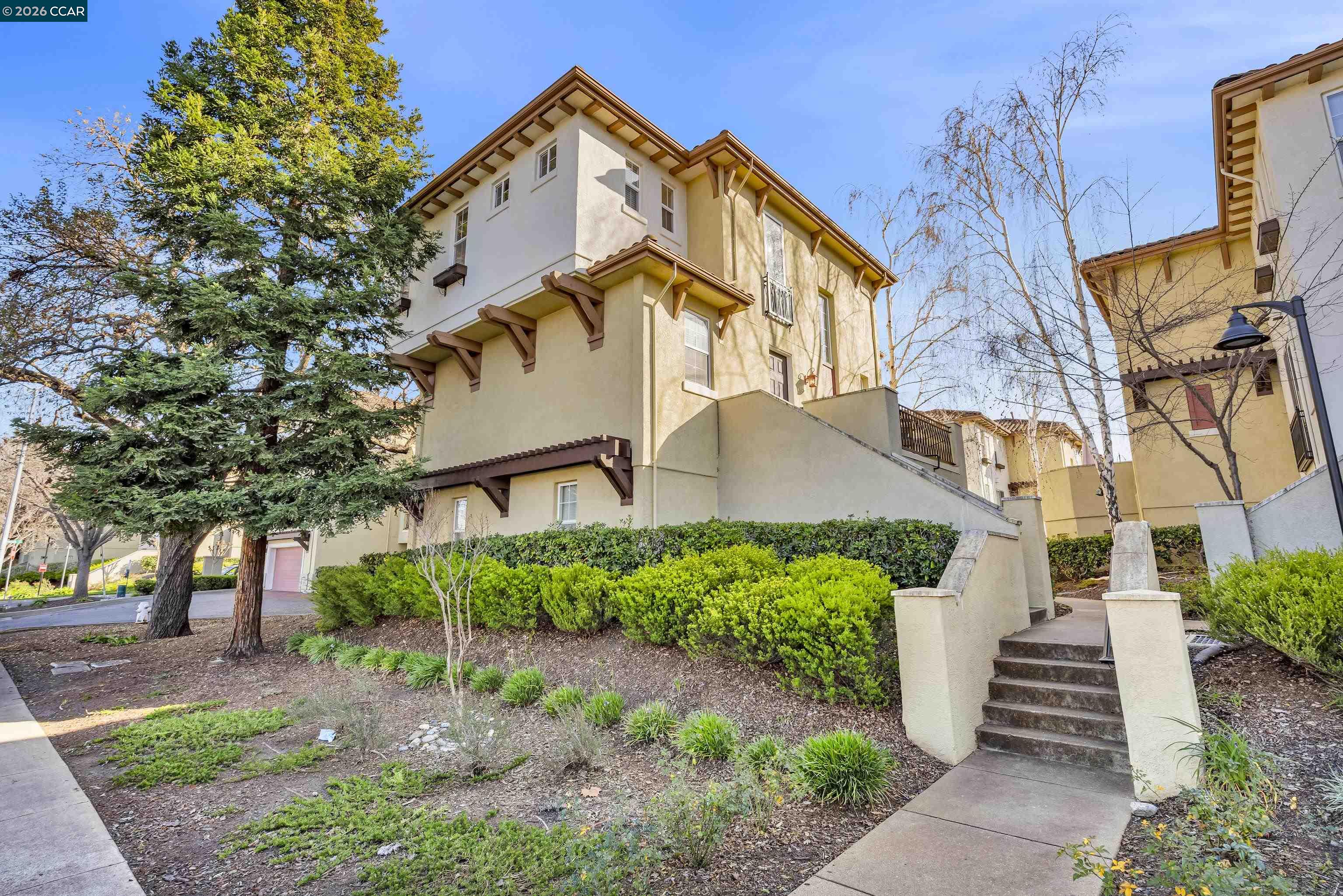 Photo #2: 41122440 Listing: Photo #2