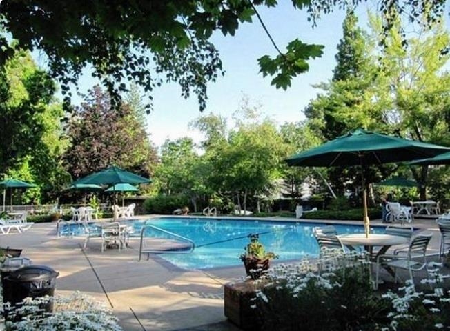 Detail Gallery Image 13 of 17 For 311 Fairway Drive, Murphys,  CA 95247-0000 - 3 Beds | 3 Baths