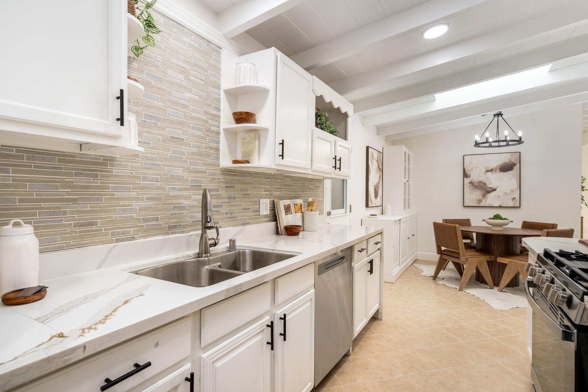 Detail Gallery Image 4 of 54 For 40431 Blanchard St, Fremont,  CA 94538 - 4 Beds | 3 Baths