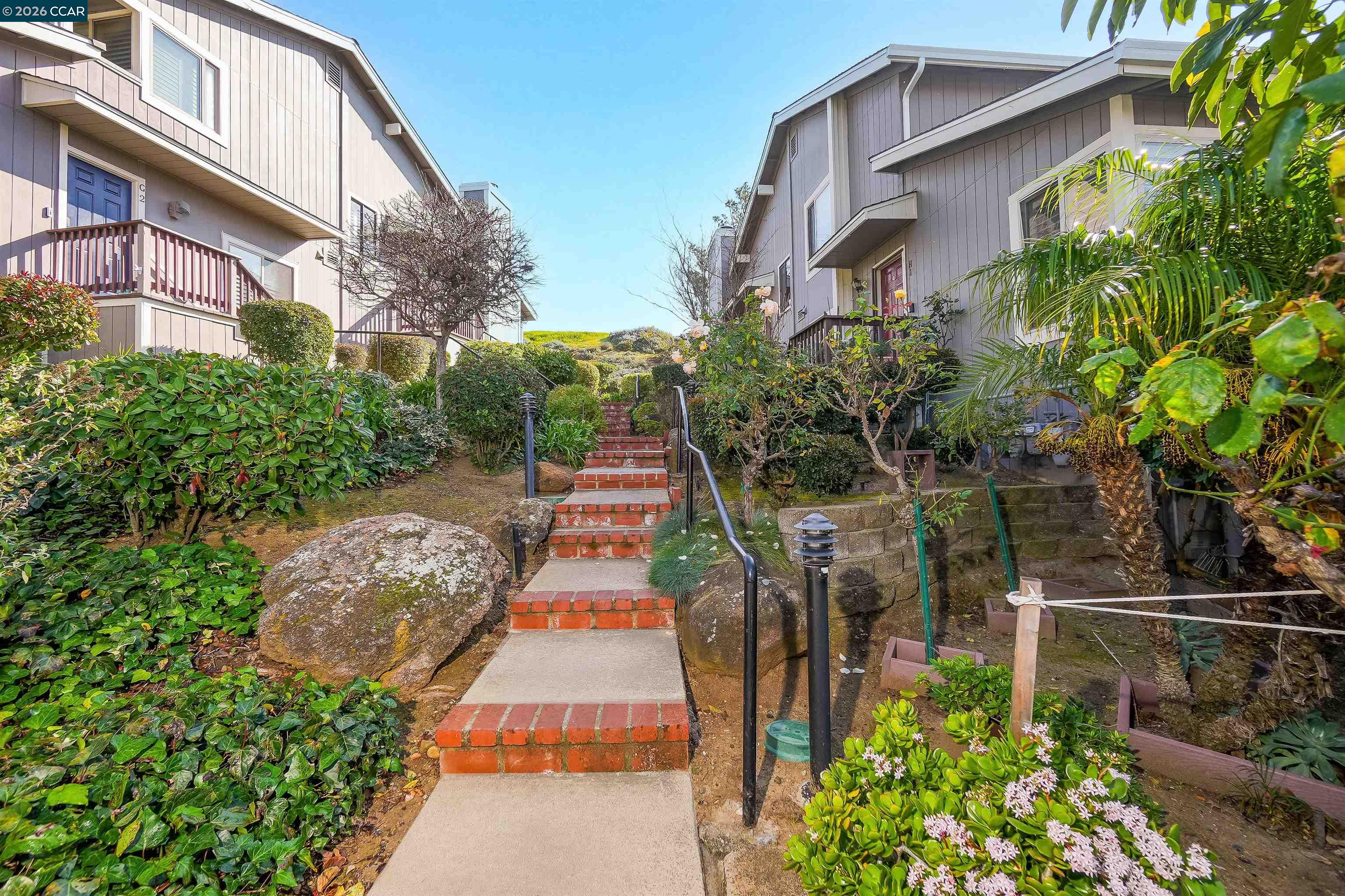 Photo #5: 41122443 Listing: Photo #5