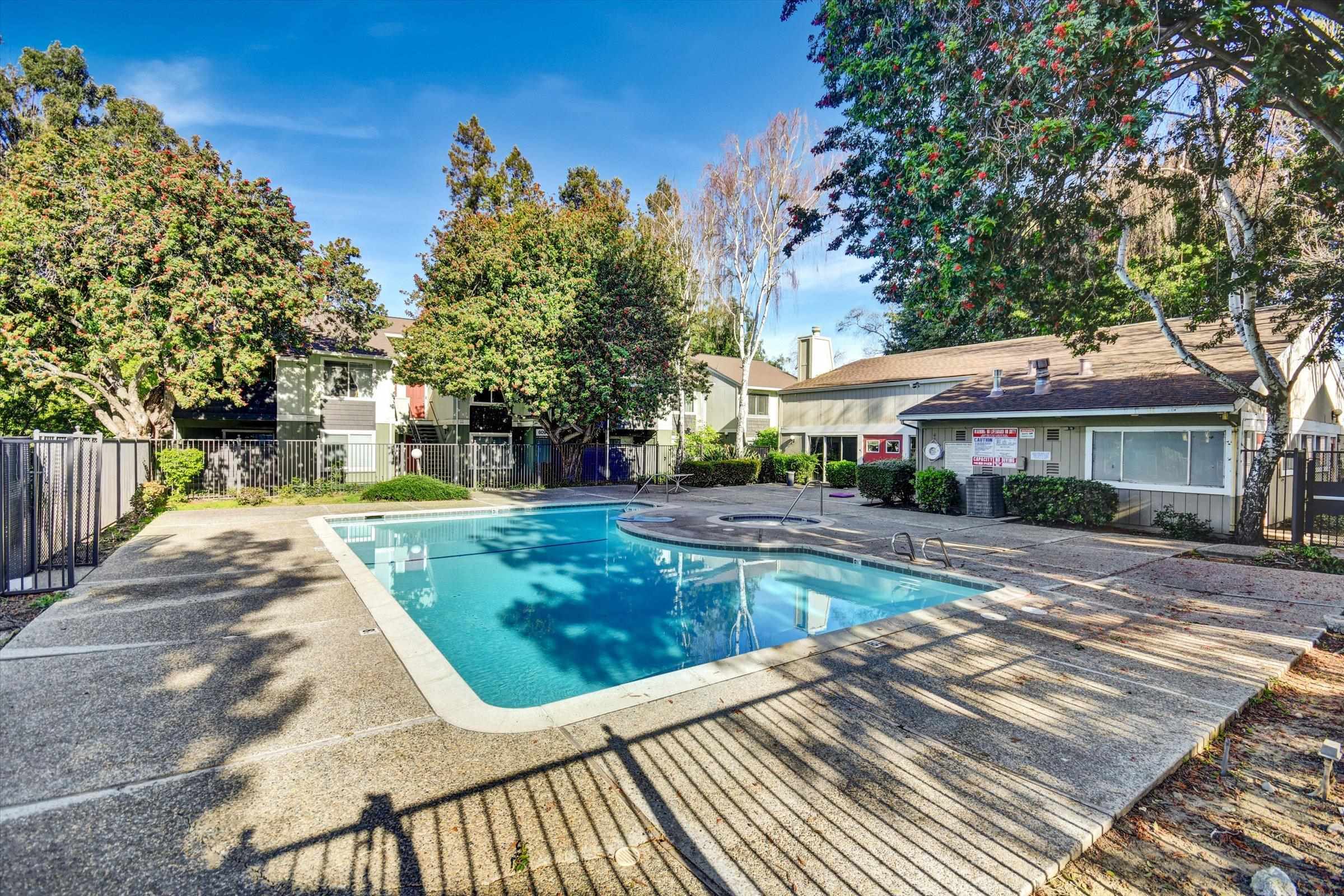 Detail Gallery Image 22 of 22 For 2547 Easton Ln #18,  San Jose,  CA 95133 - 2 Beds | 2 Baths