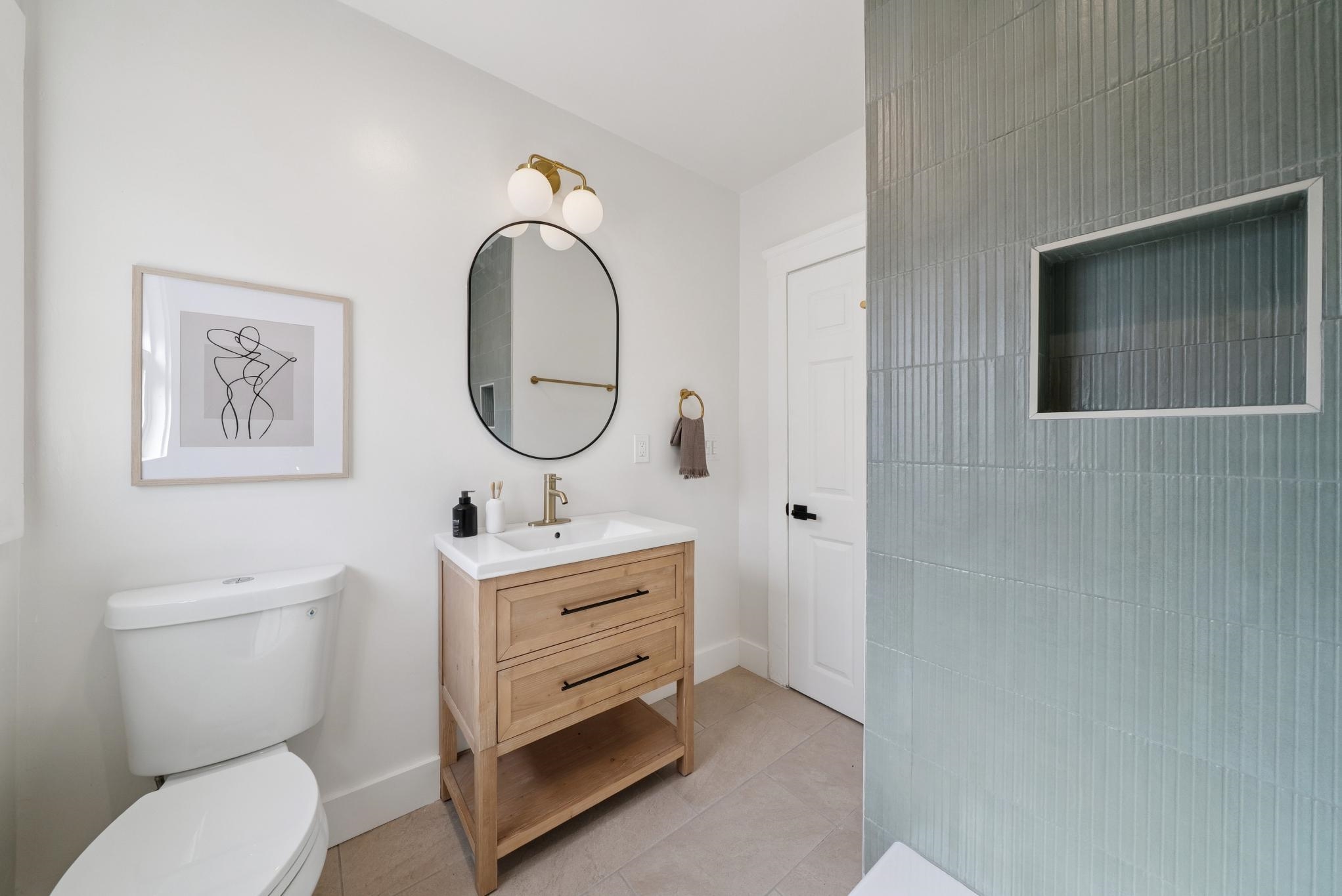 Detail Gallery Image 32 of 48 For 5500 Laverne Ave, Oakland,  CA 94605 - 2 Beds | 1 Baths