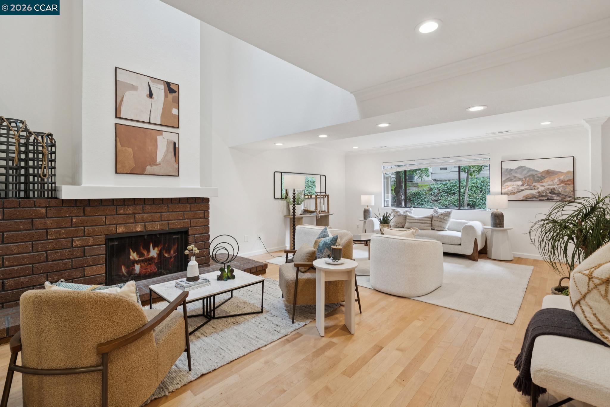 Front Image Thumbnail for CC41122448