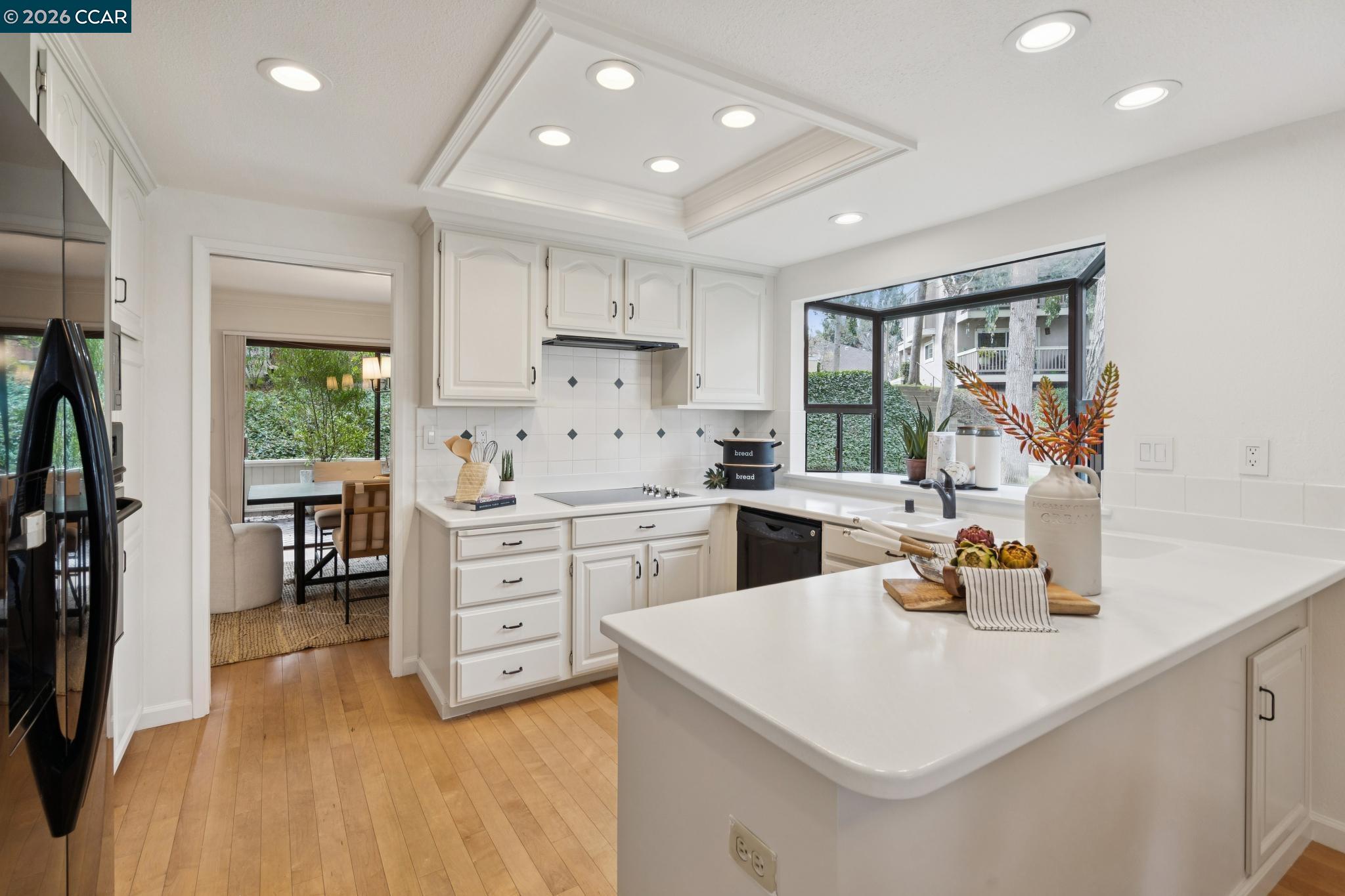 Photo #16: 41122448 Listing: Photo #16