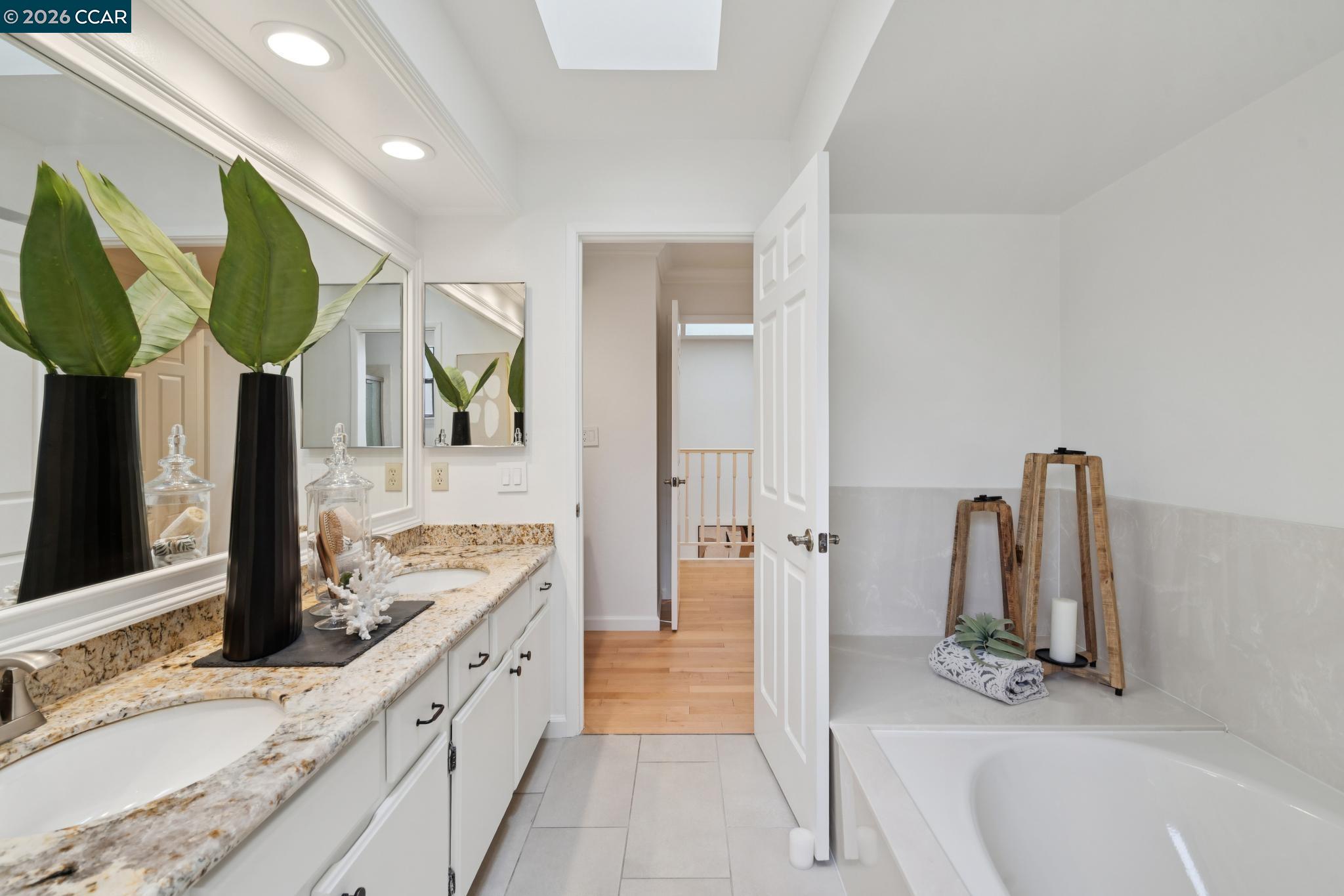 Photo #30: 41122448 Listing: Photo #30