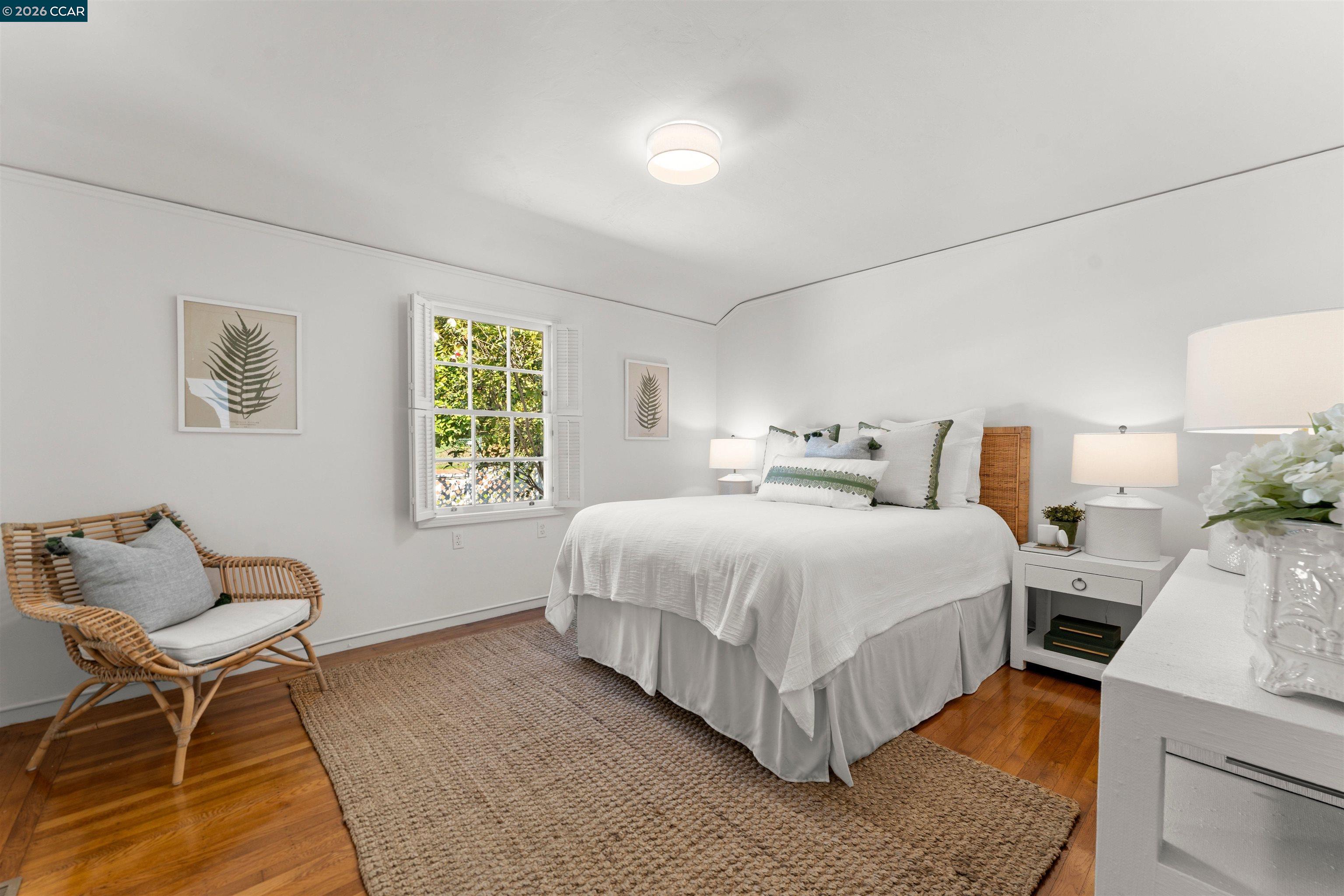 Detail Gallery Image 39 of 55 For 5450 Ascot Drive, Oakland,  CA 94611 - 2 Beds | 1/1 Baths