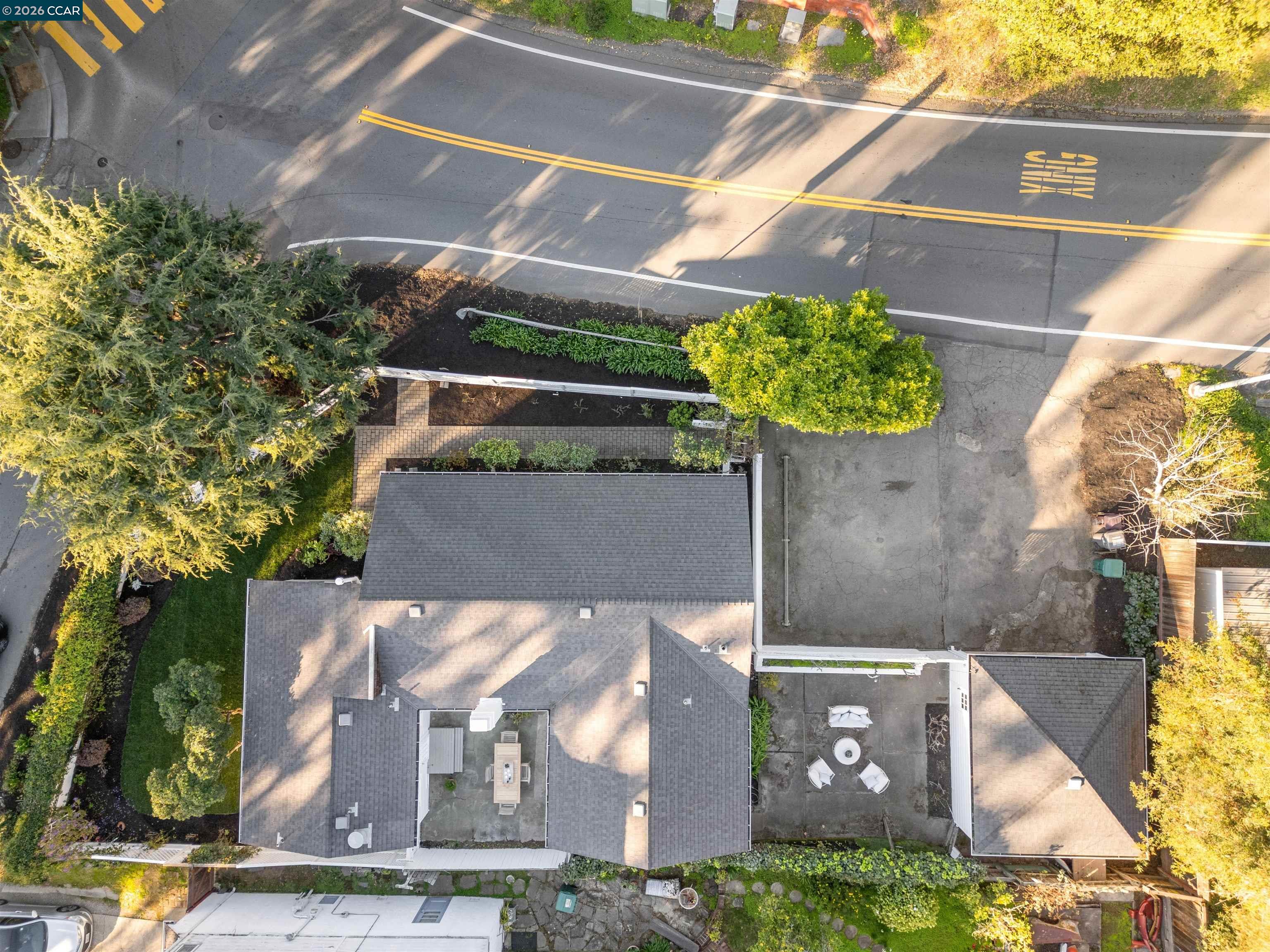 Detail Gallery Image 55 of 55 For 5450 Ascot Drive, Oakland,  CA 94611 - 2 Beds | 1/1 Baths