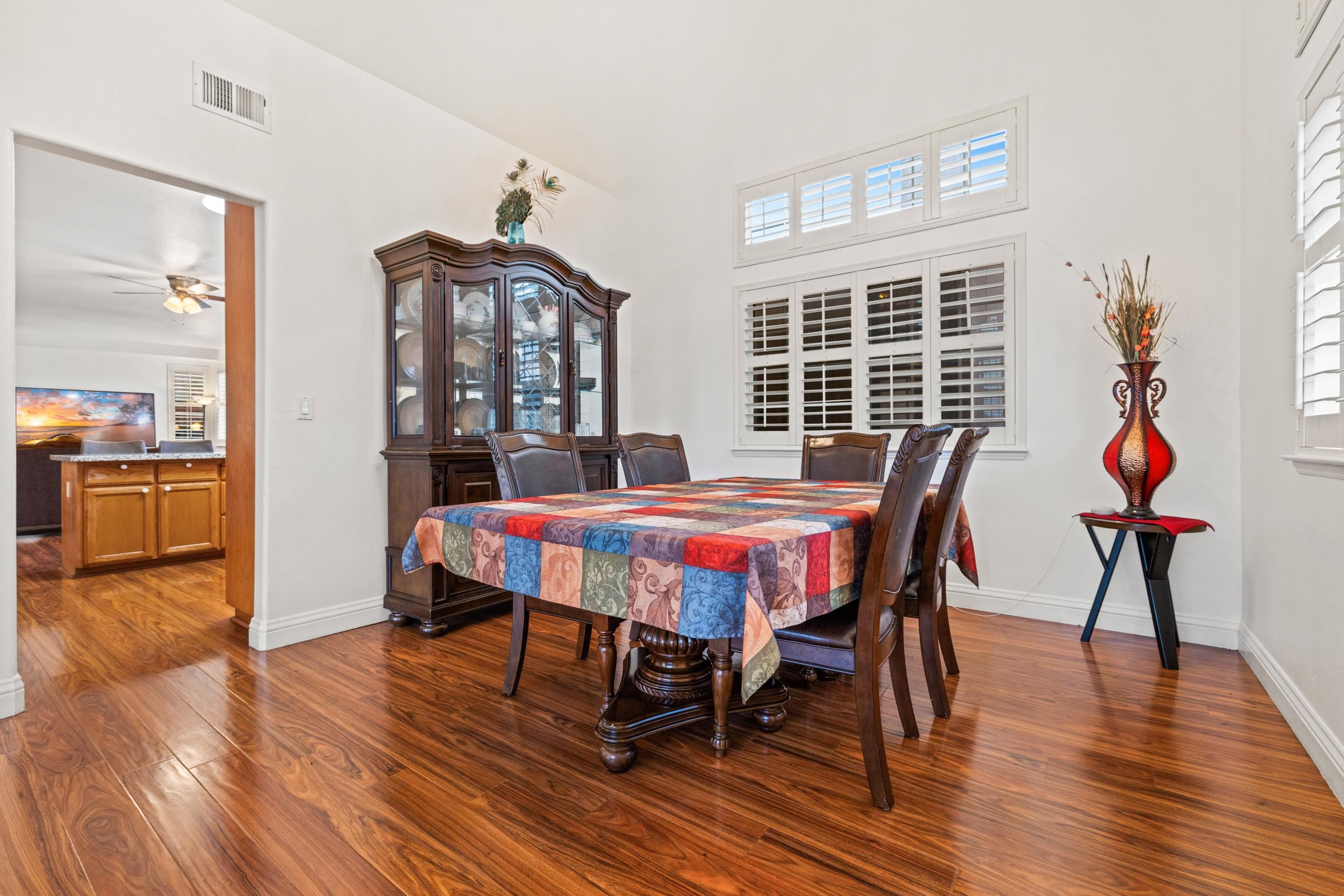 Detail Gallery Image 11 of 51 For 2709 G St, Antioch,  CA 94509 - 5 Beds | 3 Baths