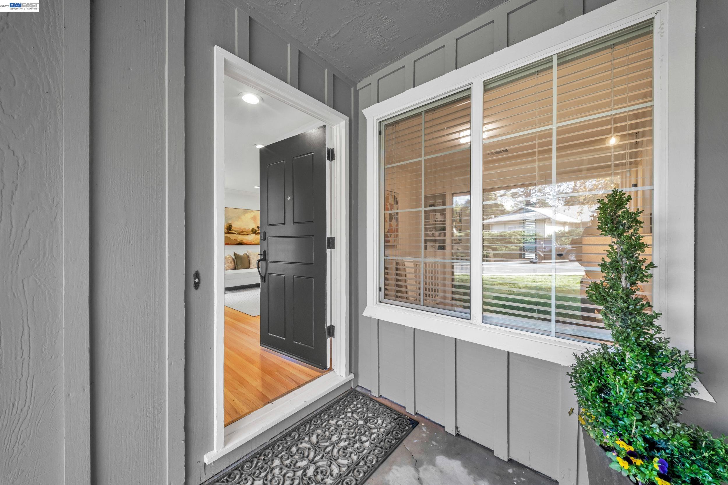 Detail Gallery Image 5 of 42 For 2421 Mallard Dr, Walnut Creek,  CA 94597 - 3 Beds | 2 Baths