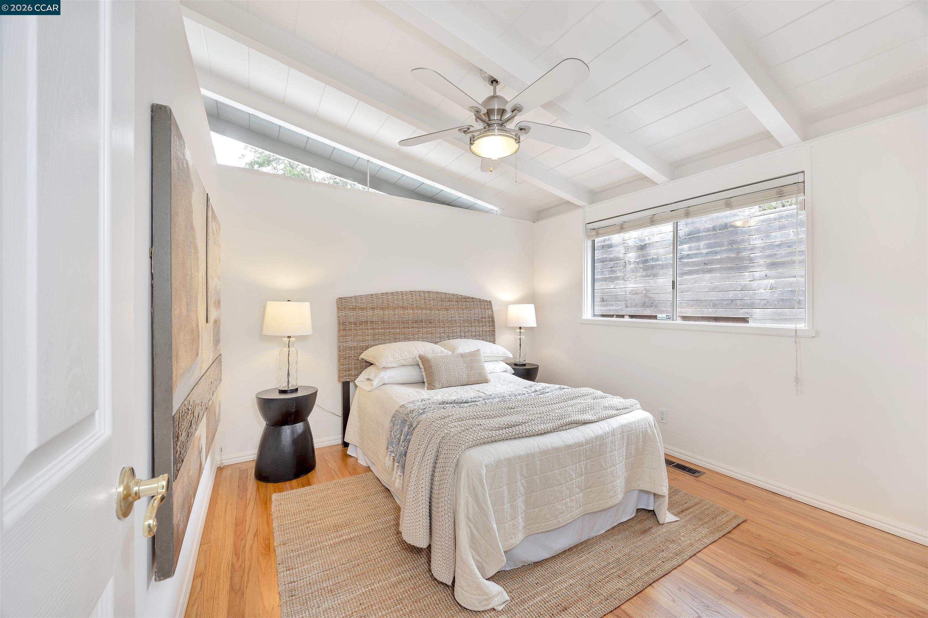 Detail Gallery Image 18 of 24 For 10 Vista Hermosa, Walnut Creek,  CA 94597 - 4 Beds | 2 Baths