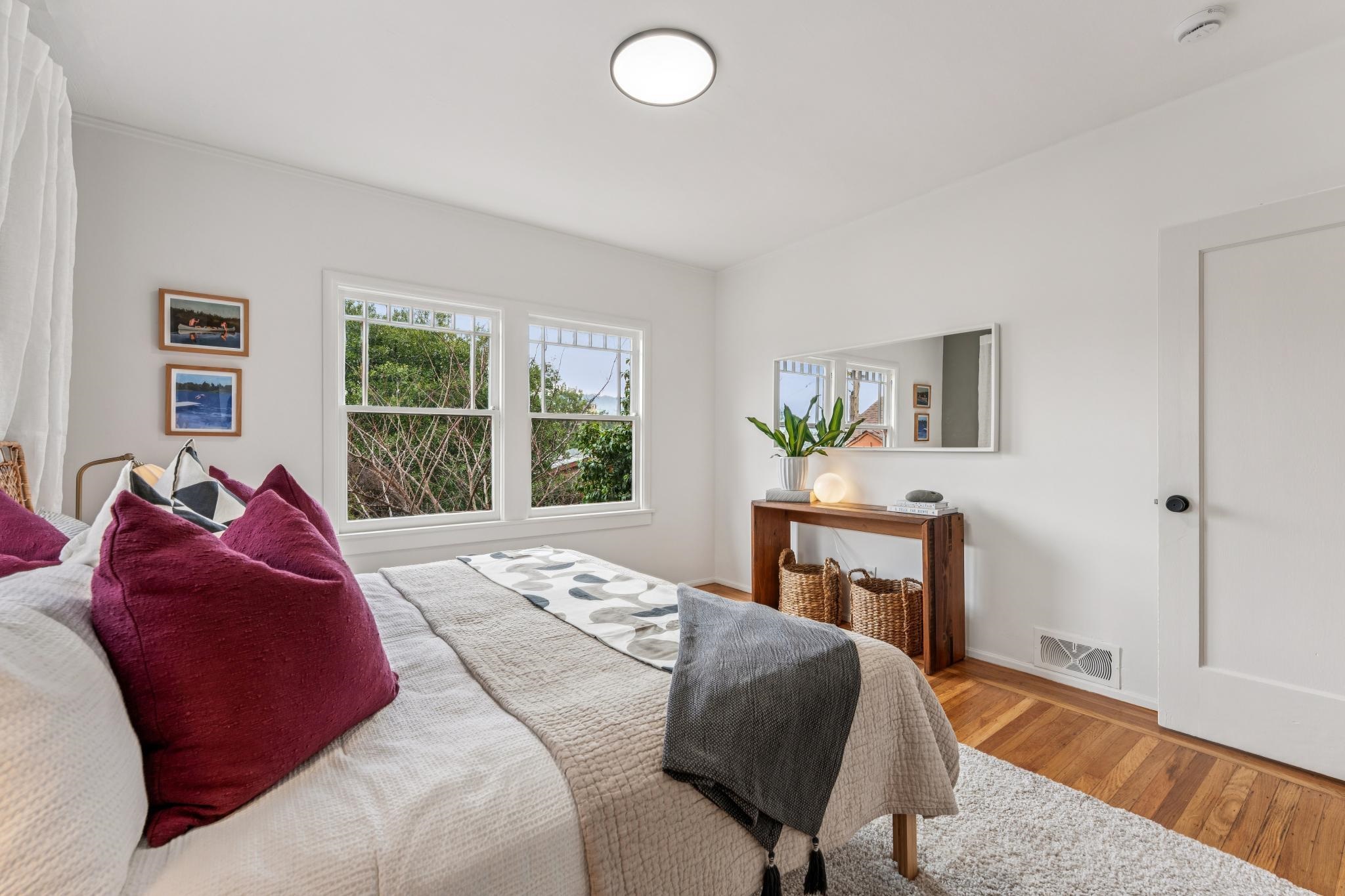 Detail Gallery Image 27 of 60 For 1108 E 33rd St, Oakland,  CA 94610 - 2 Beds | 1/1 Baths