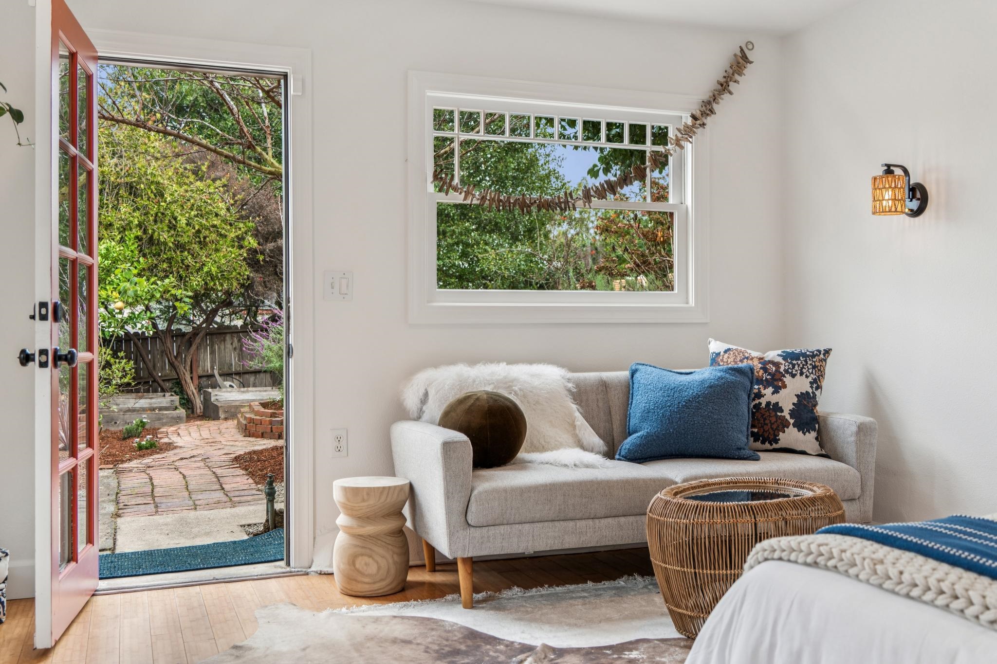 Detail Gallery Image 40 of 60 For 1108 E 33rd St, Oakland,  CA 94610 - 2 Beds | 1/1 Baths