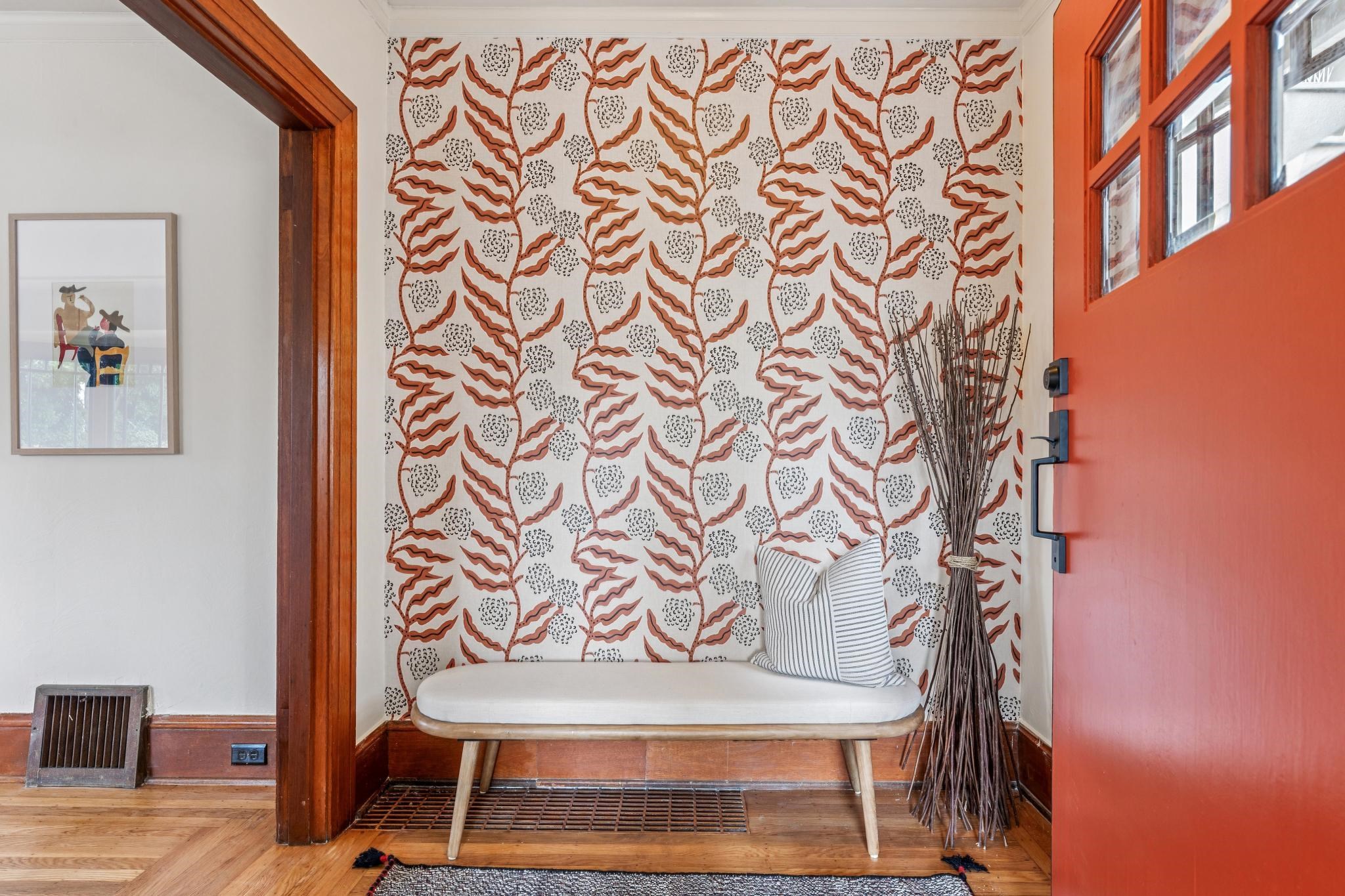 Detail Gallery Image 5 of 60 For 1108 E 33rd St, Oakland,  CA 94610 - 2 Beds | 1/1 Baths