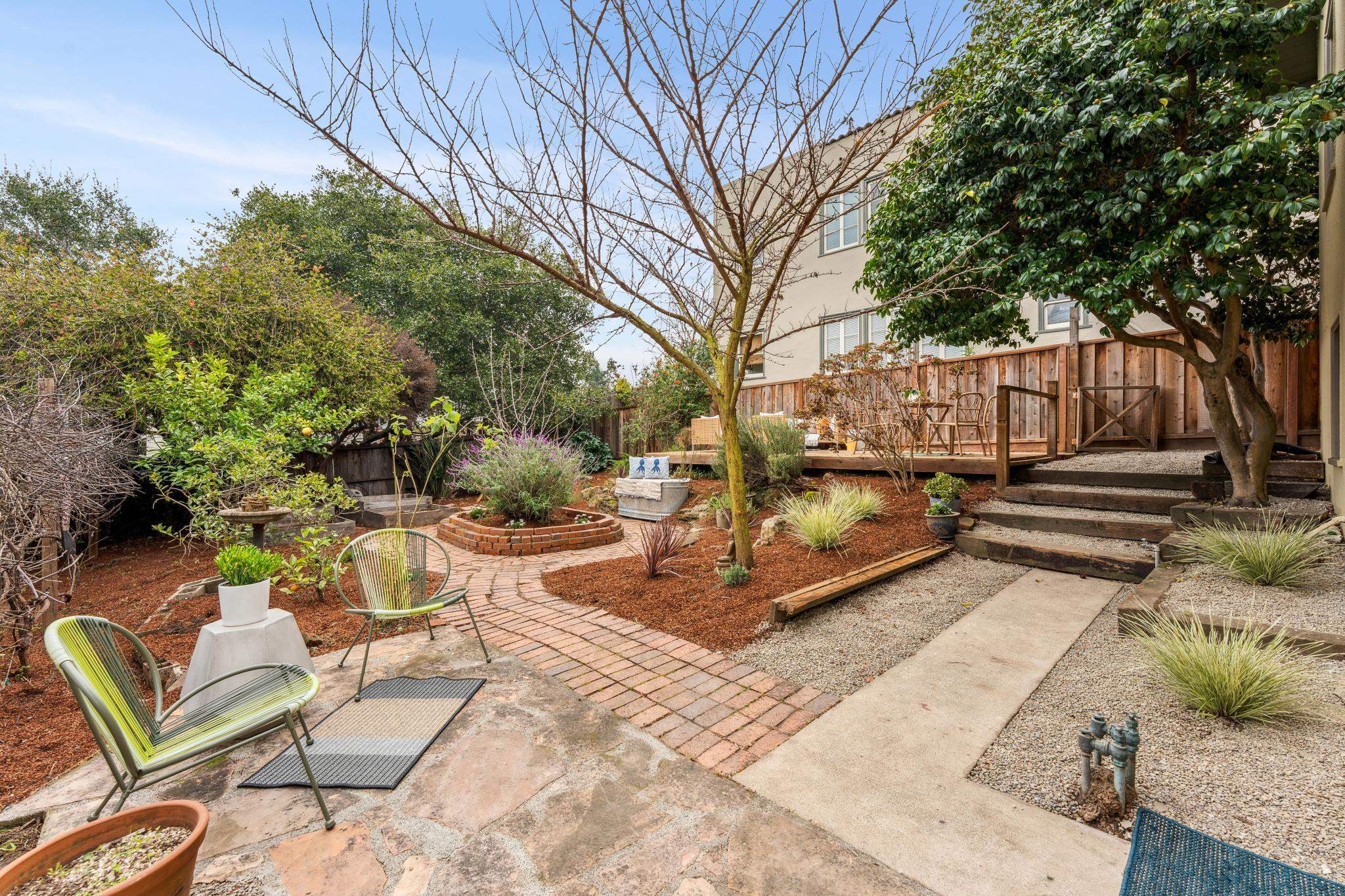 Detail Gallery Image 46 of 60 For 1108 E 33rd St, Oakland,  CA 94610 - 2 Beds | 1/1 Baths