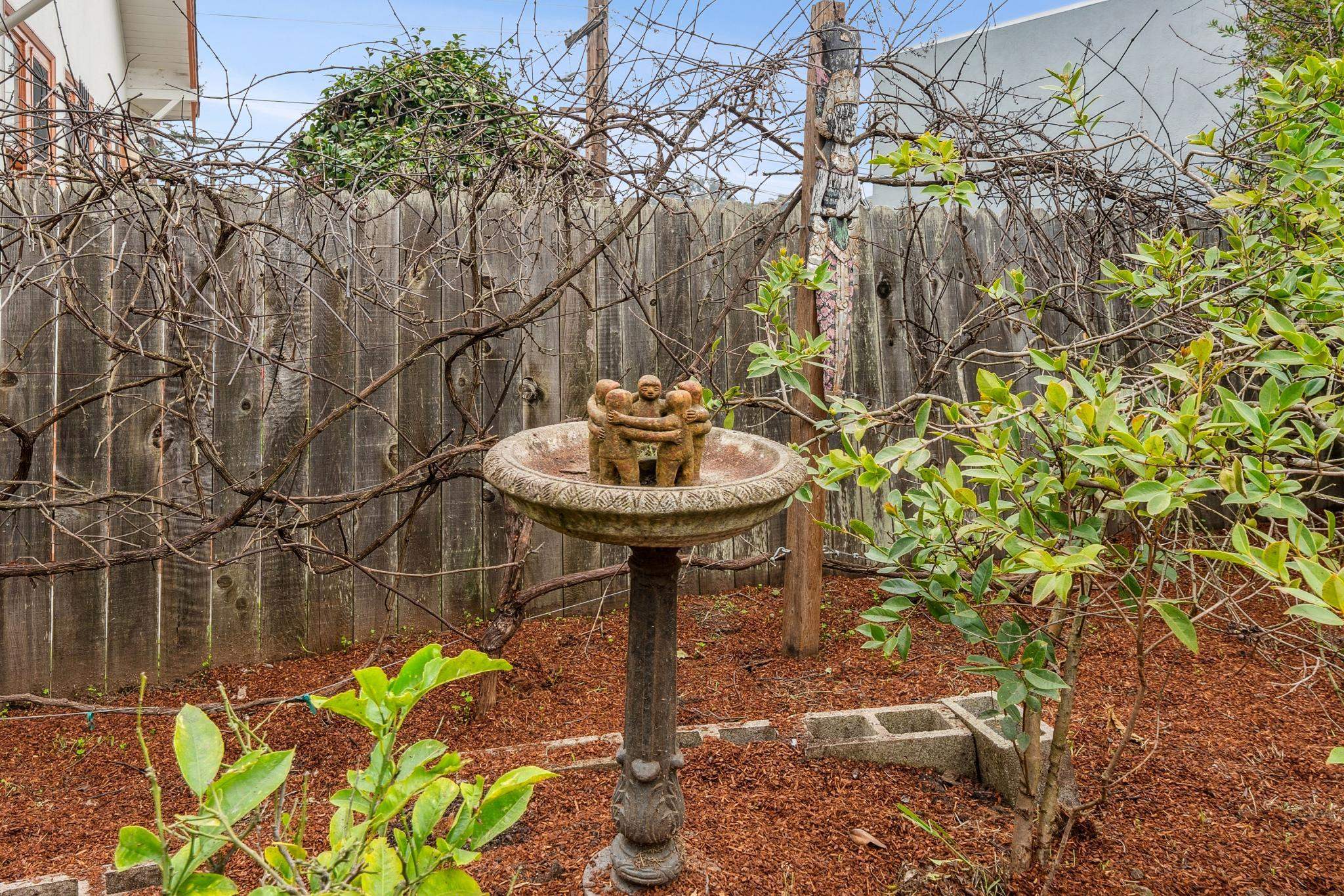 Detail Gallery Image 47 of 60 For 1108 E 33rd St, Oakland,  CA 94610 - 2 Beds | 1/1 Baths