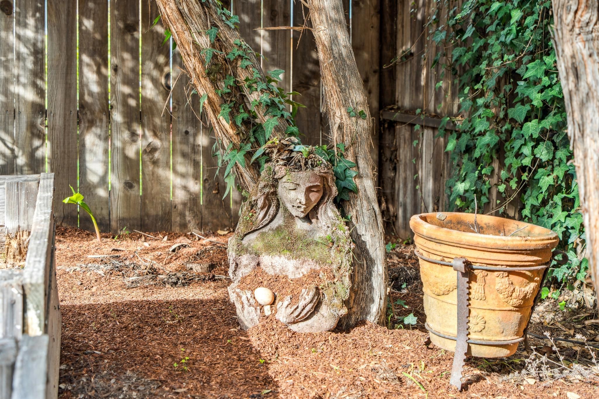 Detail Gallery Image 49 of 60 For 1108 E 33rd St, Oakland,  CA 94610 - 2 Beds | 1/1 Baths