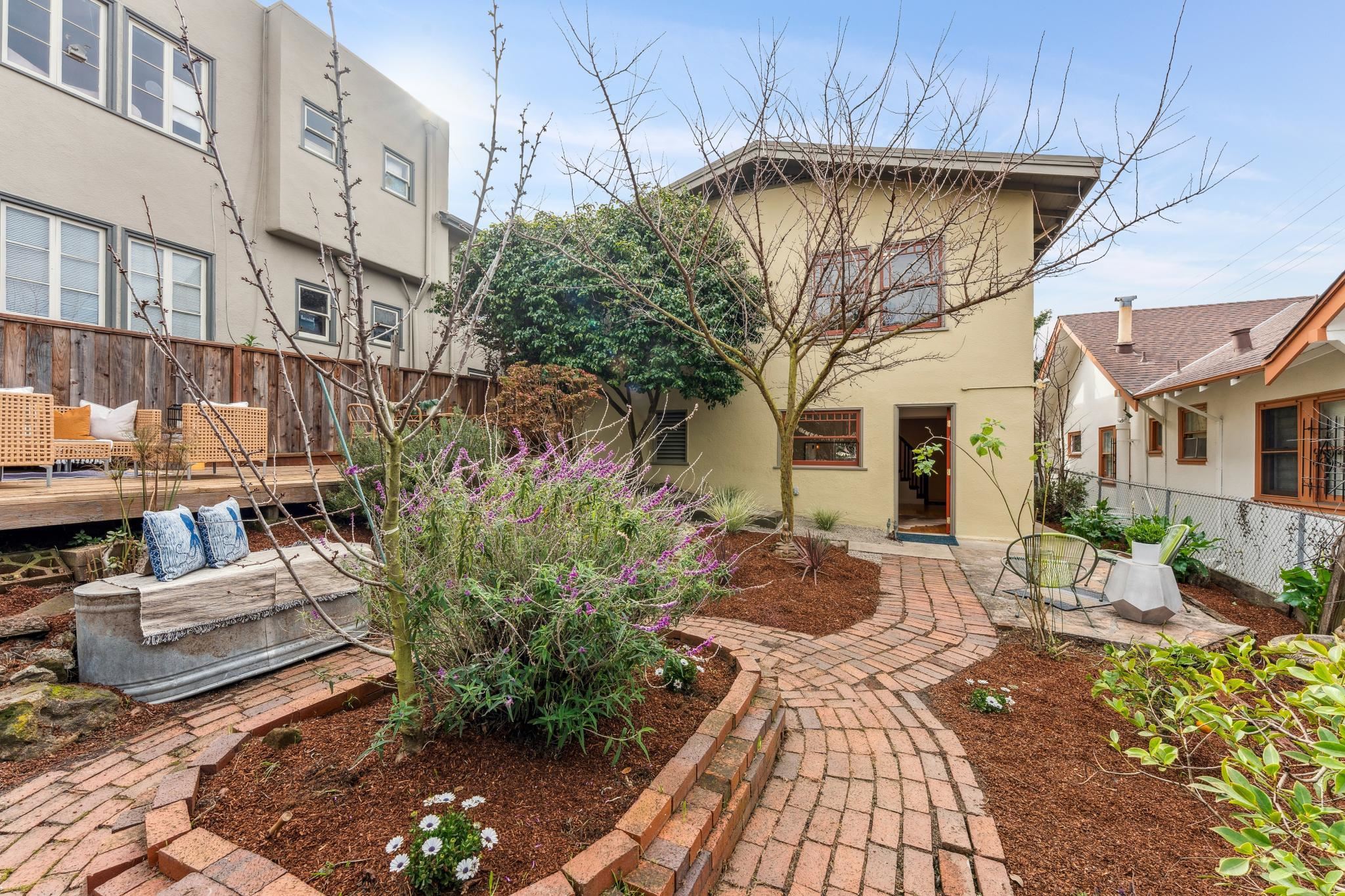 Detail Gallery Image 50 of 60 For 1108 E 33rd St, Oakland,  CA 94610 - 2 Beds | 1/1 Baths