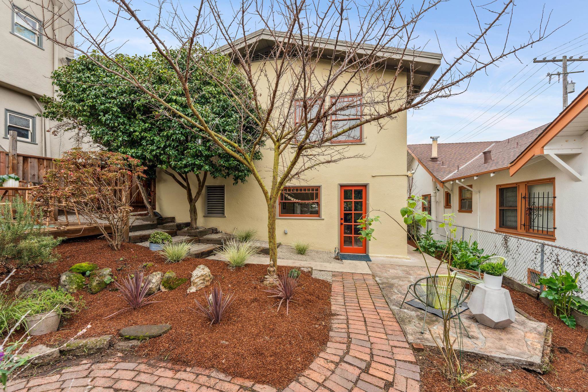 Detail Gallery Image 51 of 60 For 1108 E 33rd St, Oakland,  CA 94610 - 2 Beds | 1/1 Baths