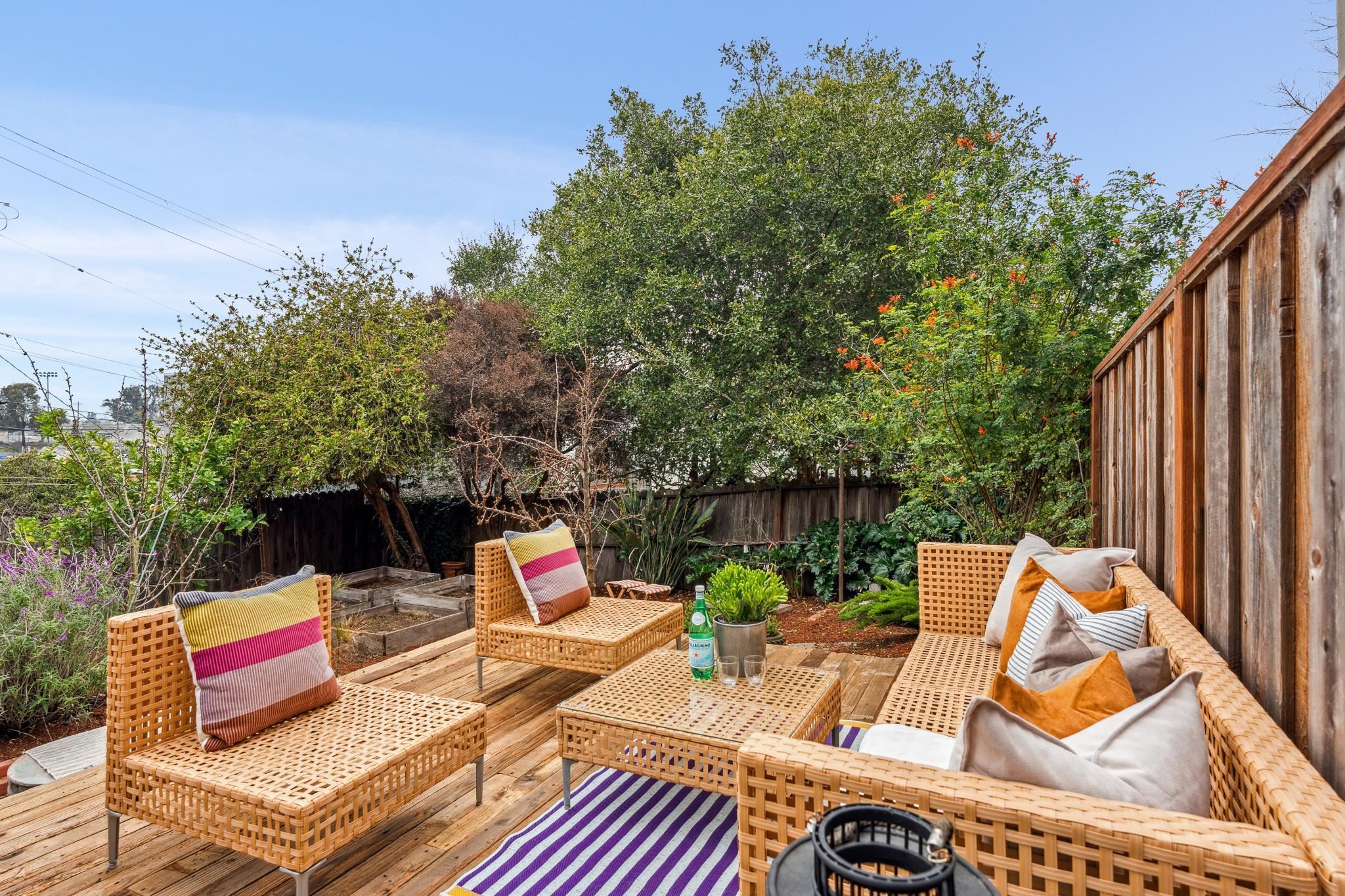 Detail Gallery Image 56 of 60 For 1108 E 33rd St, Oakland,  CA 94610 - 2 Beds | 1/1 Baths