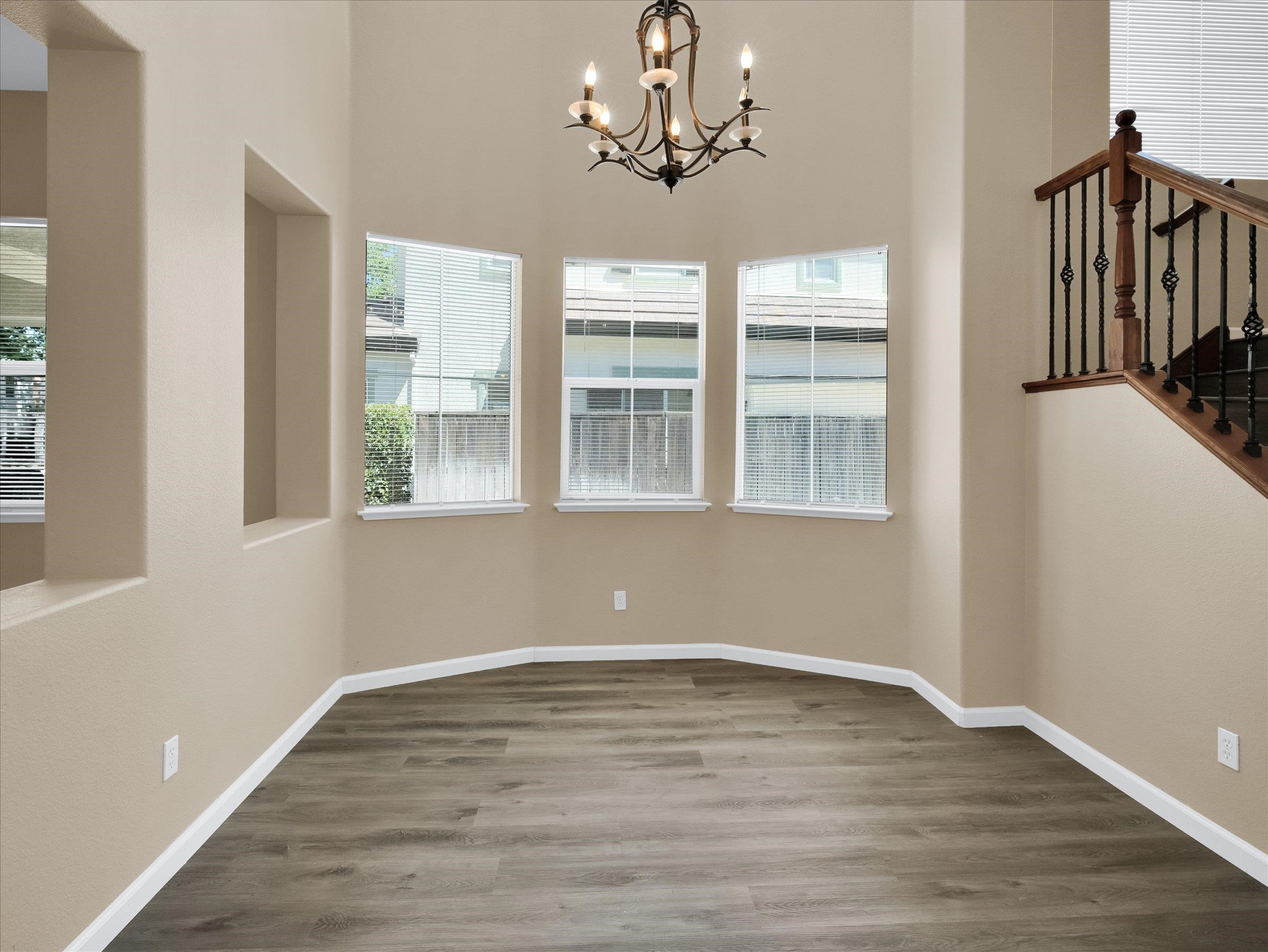 Detail Gallery Image 14 of 56 For 4312 Middlefield Dr, Tracy,  CA 95377 - 4 Beds | 4 Baths