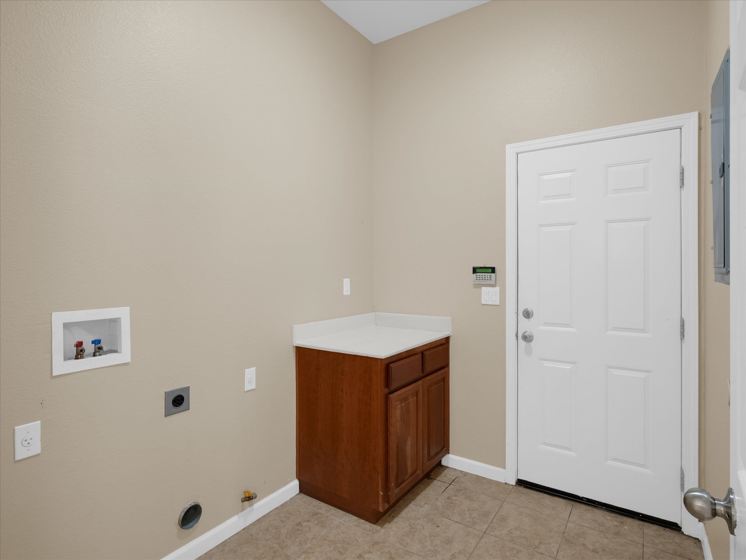 Detail Gallery Image 24 of 56 For 4312 Middlefield Dr, Tracy,  CA 95377 - 4 Beds | 4 Baths