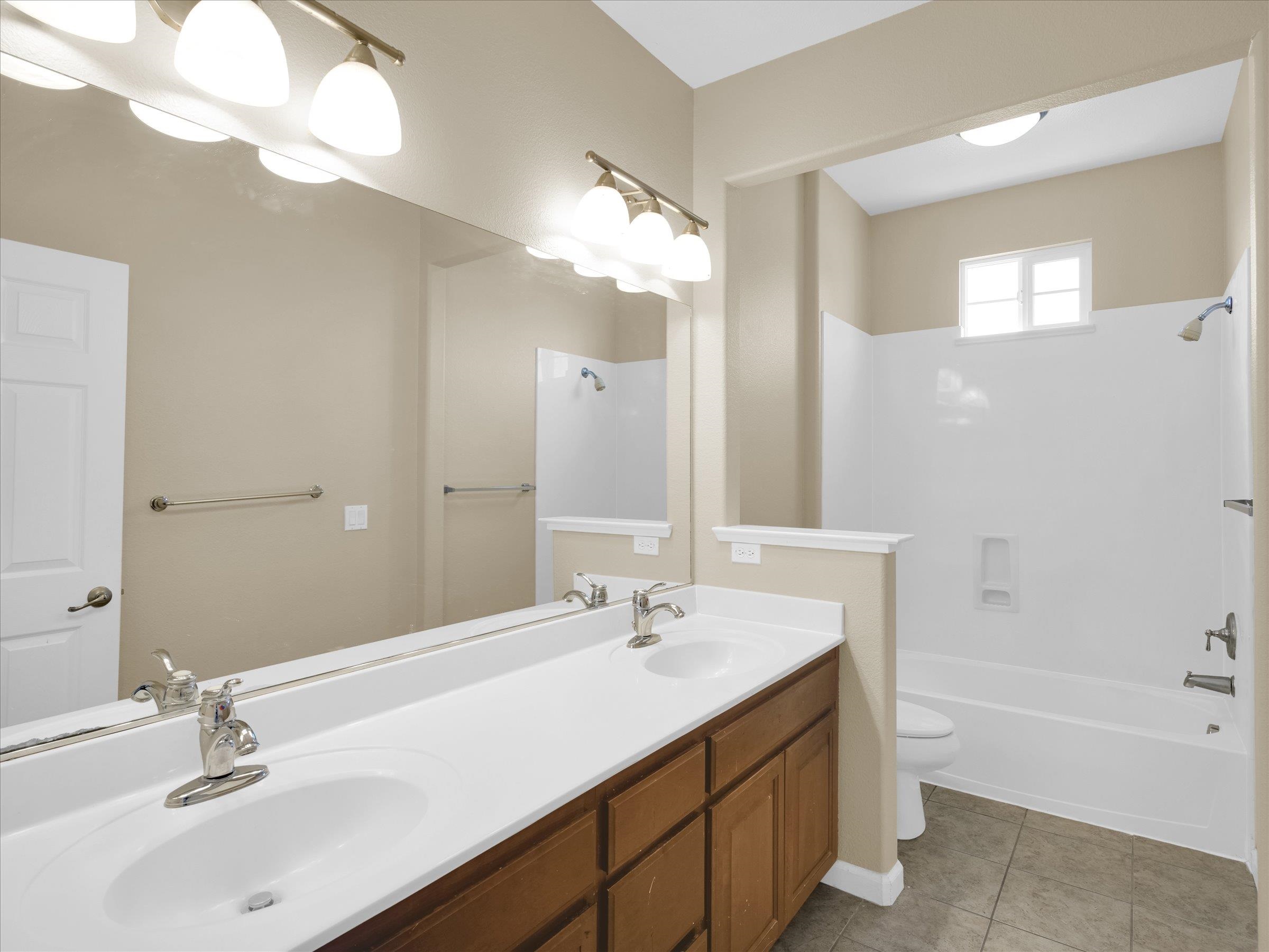 Detail Gallery Image 41 of 56 For 4312 Middlefield Dr, Tracy,  CA 95377 - 4 Beds | 4 Baths