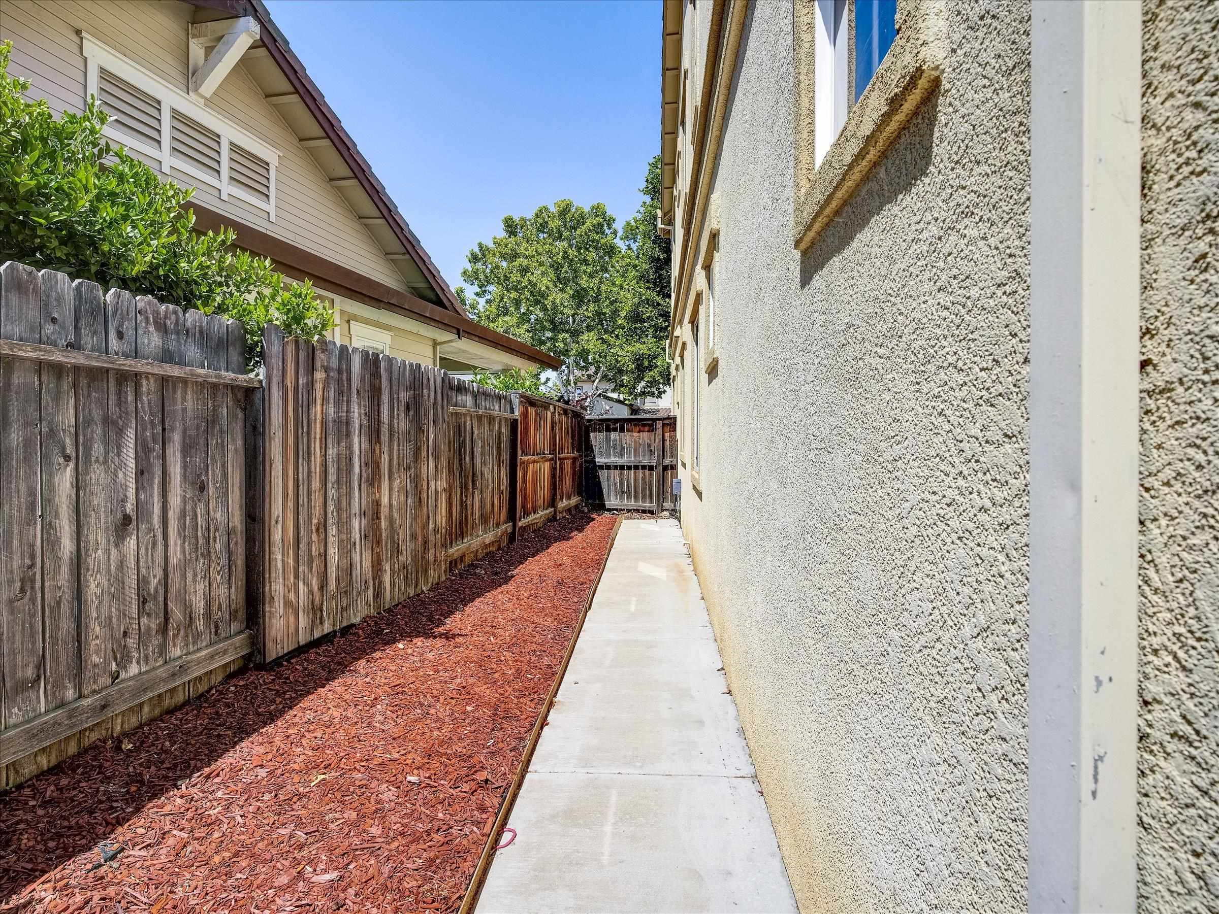 Detail Gallery Image 45 of 56 For 4312 Middlefield Dr, Tracy,  CA 95377 - 4 Beds | 4 Baths