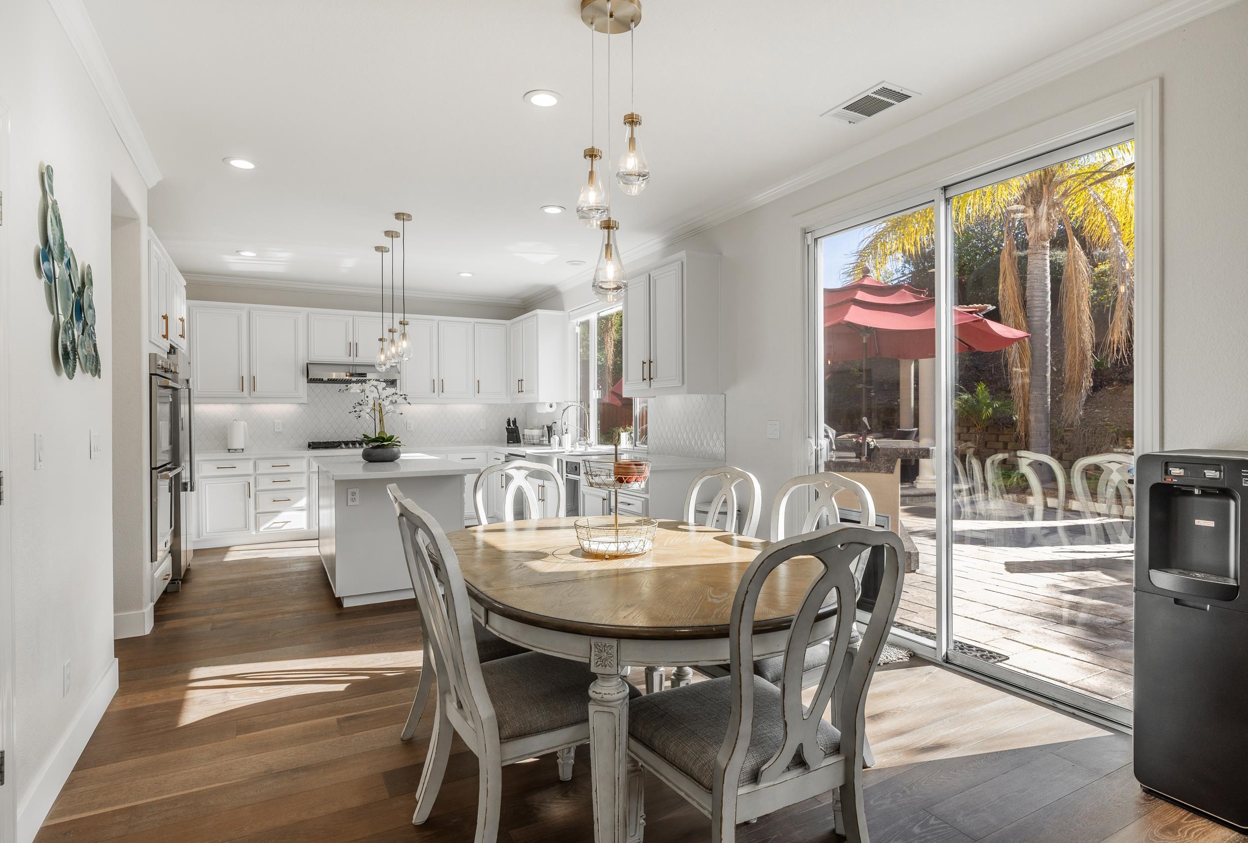 Detail Gallery Image 12 of 58 For 2626 Carmella Ct, San Jose,  CA 95135 - 6 Beds | 4/1 Baths