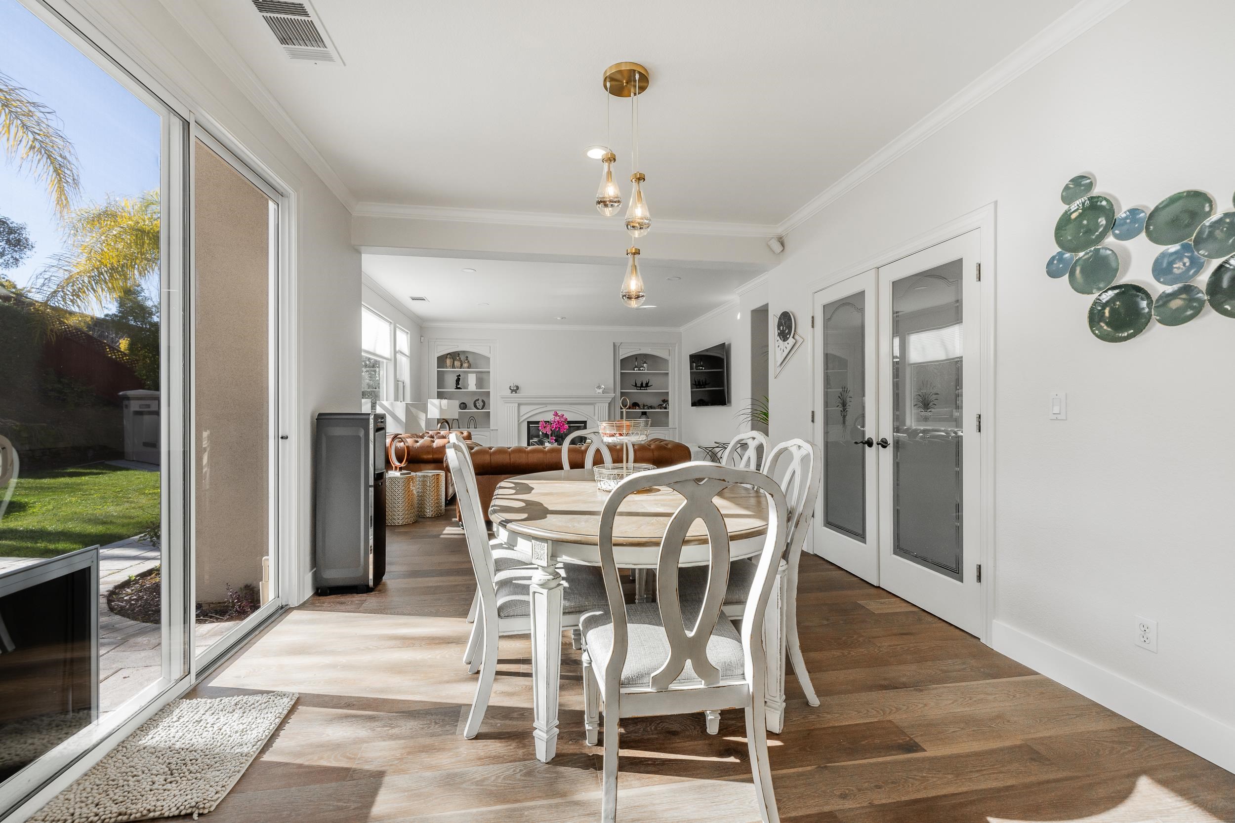 Detail Gallery Image 13 of 58 For 2626 Carmella Ct, San Jose,  CA 95135 - 6 Beds | 4/1 Baths