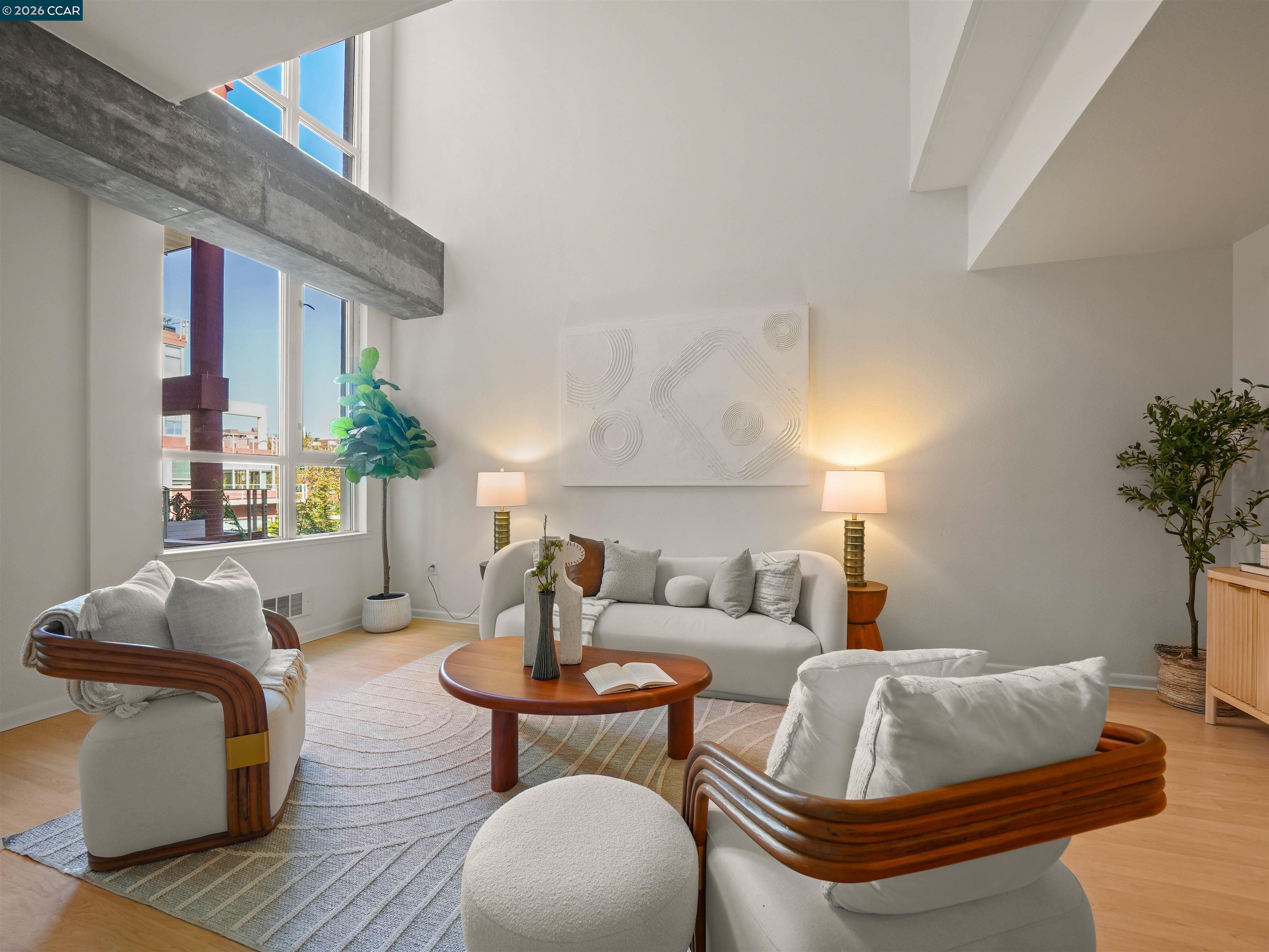 Detail Gallery Image 2 of 26 For 5855 Horton Street #526,  Emeryville,  CA 94608 - 1 Beds | 2 Baths