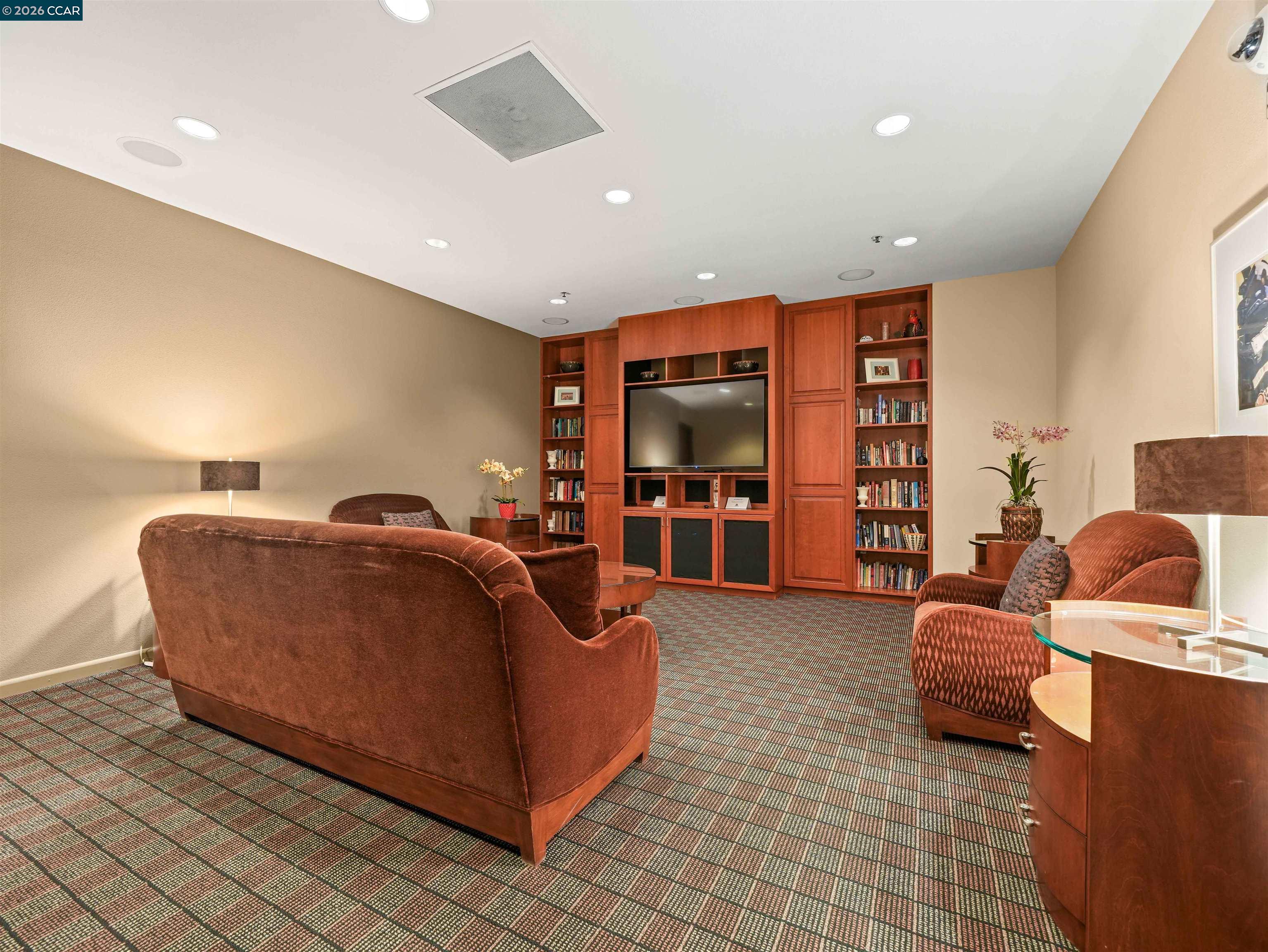 Photo #21: 41122463 Listing: Photo #21