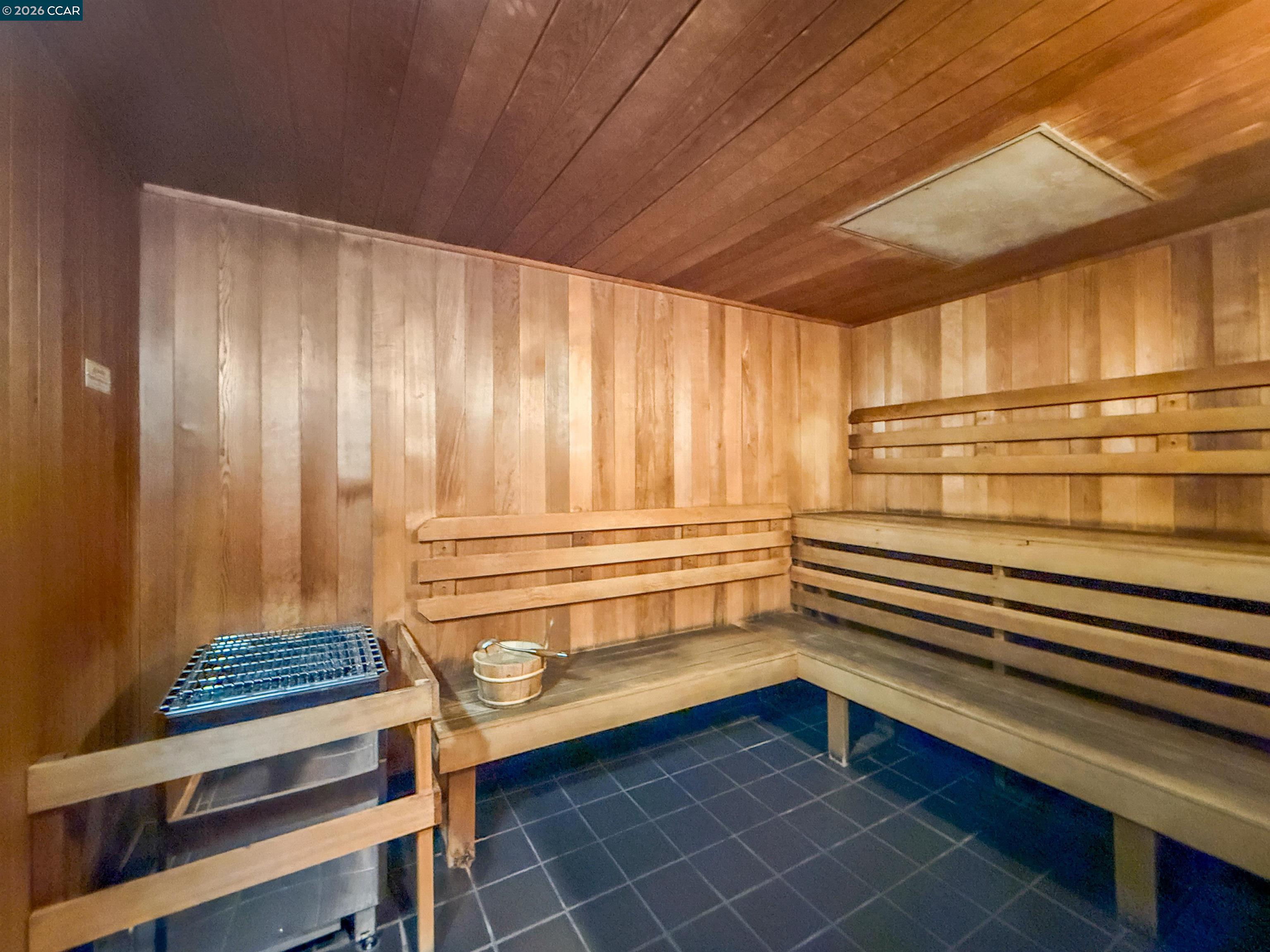 Photo #23: 41122463 Listing: Photo #23