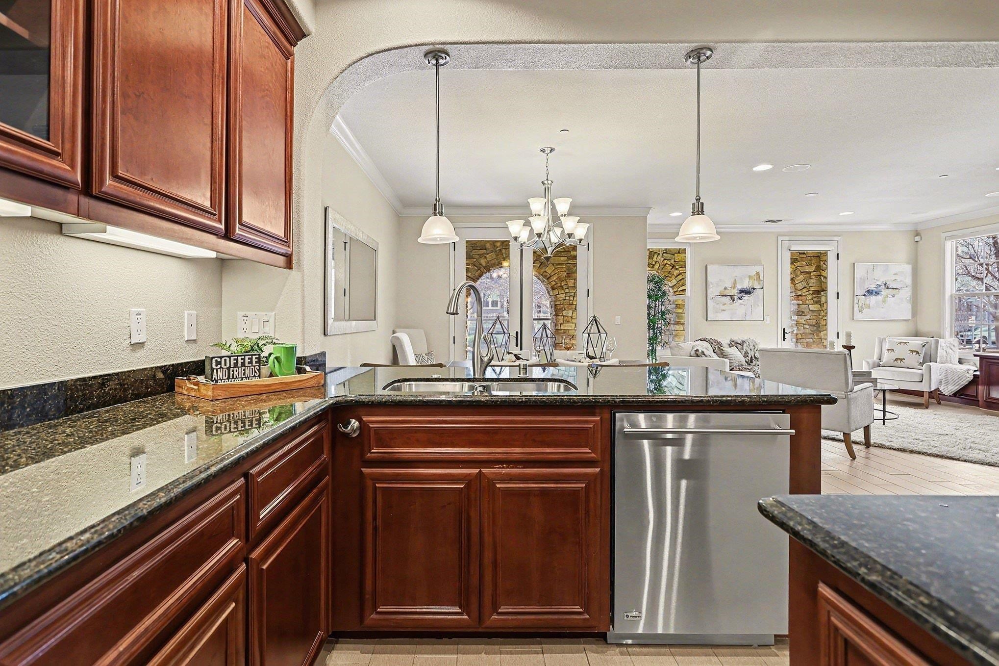 Photo #13: 41122464 Listing: Photo #13