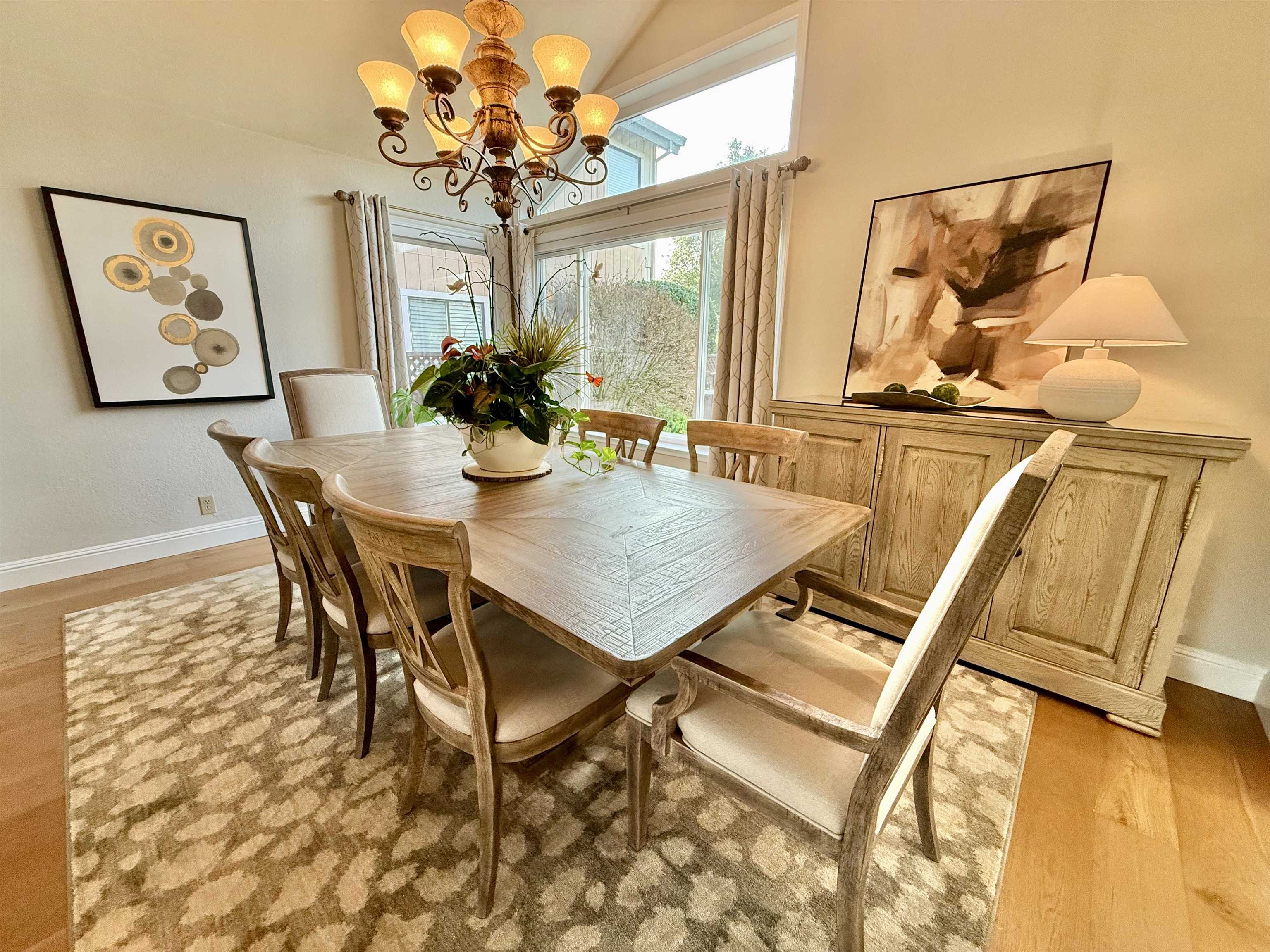 Detail Gallery Image 12 of 60 For 120 Canyon Lakes Way, San Ramon,  CA 94582 - 4 Beds | 2/1 Baths