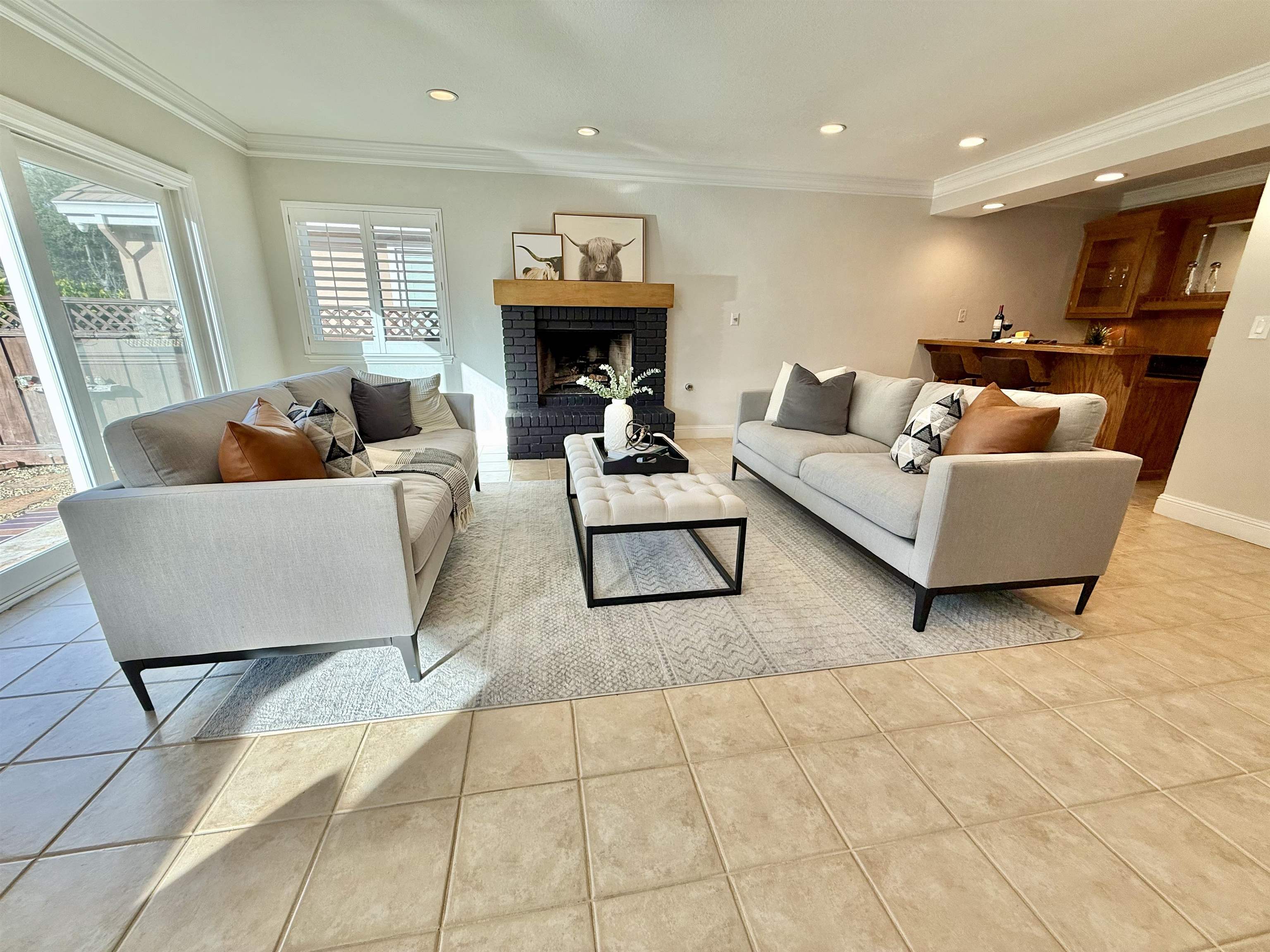 Detail Gallery Image 25 of 60 For 120 Canyon Lakes Way, San Ramon,  CA 94582 - 4 Beds | 2/1 Baths