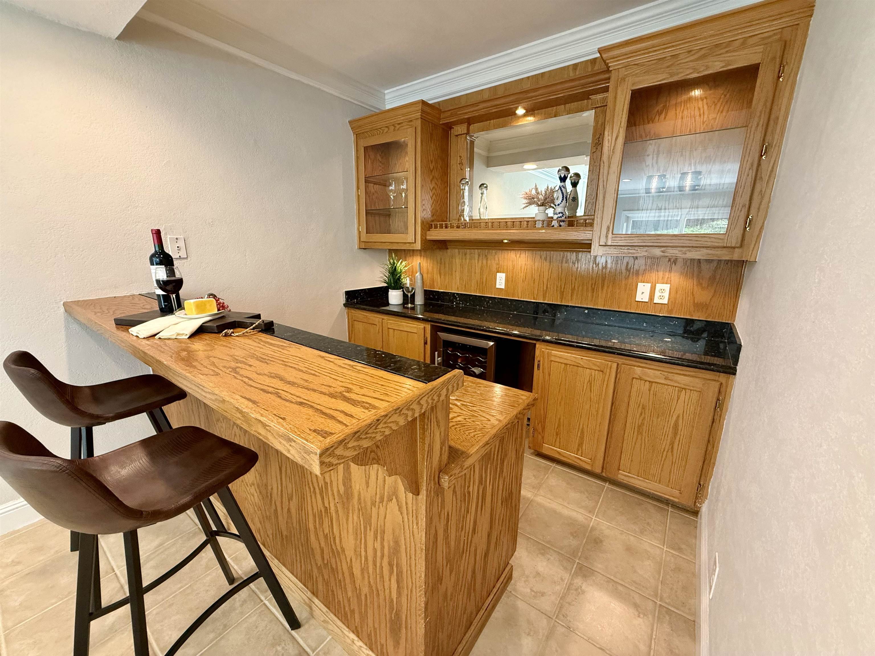 Detail Gallery Image 29 of 60 For 120 Canyon Lakes Way, San Ramon,  CA 94582 - 4 Beds | 2/1 Baths