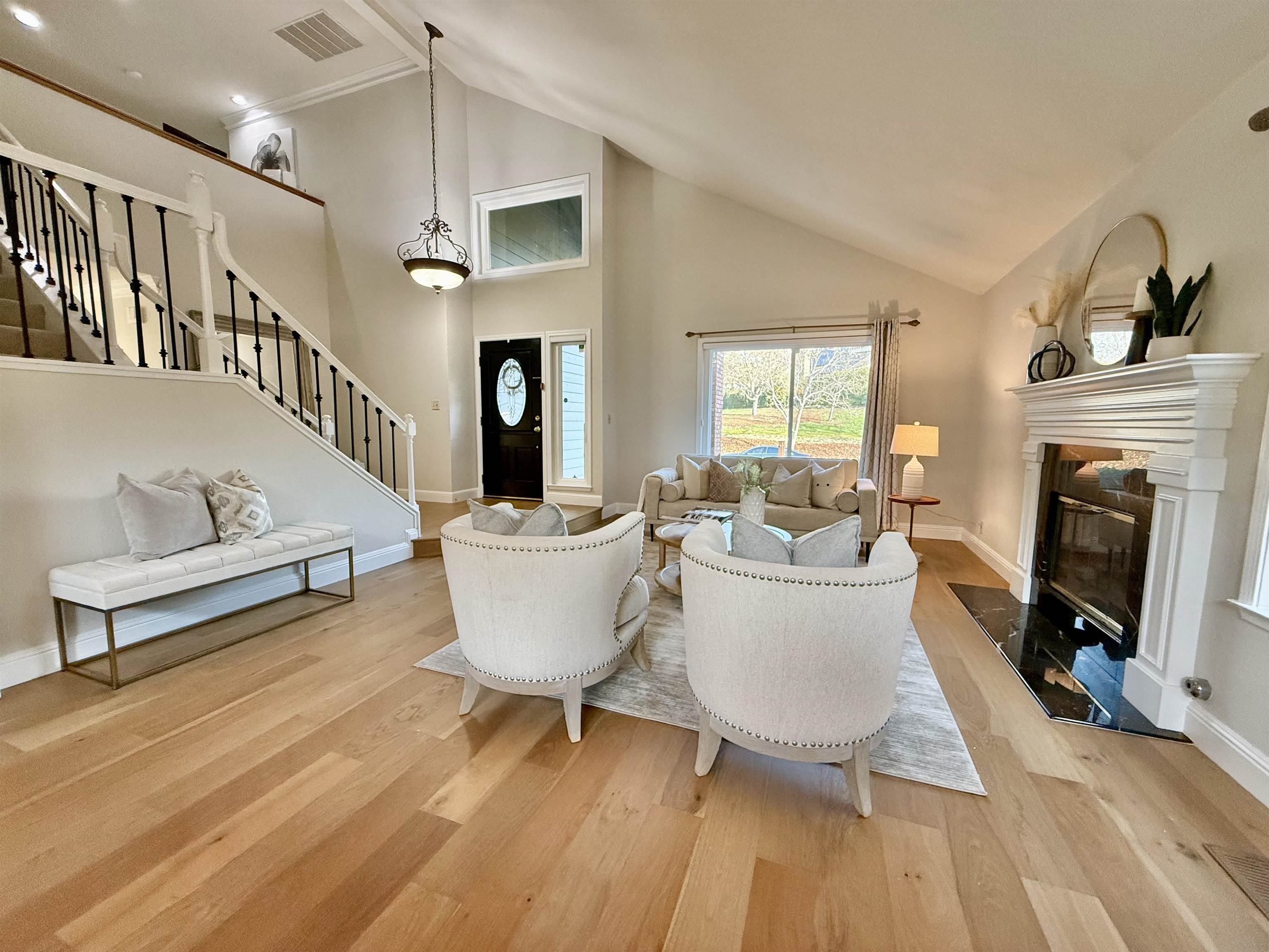 Detail Gallery Image 5 of 60 For 120 Canyon Lakes Way, San Ramon,  CA 94582 - 4 Beds | 2/1 Baths