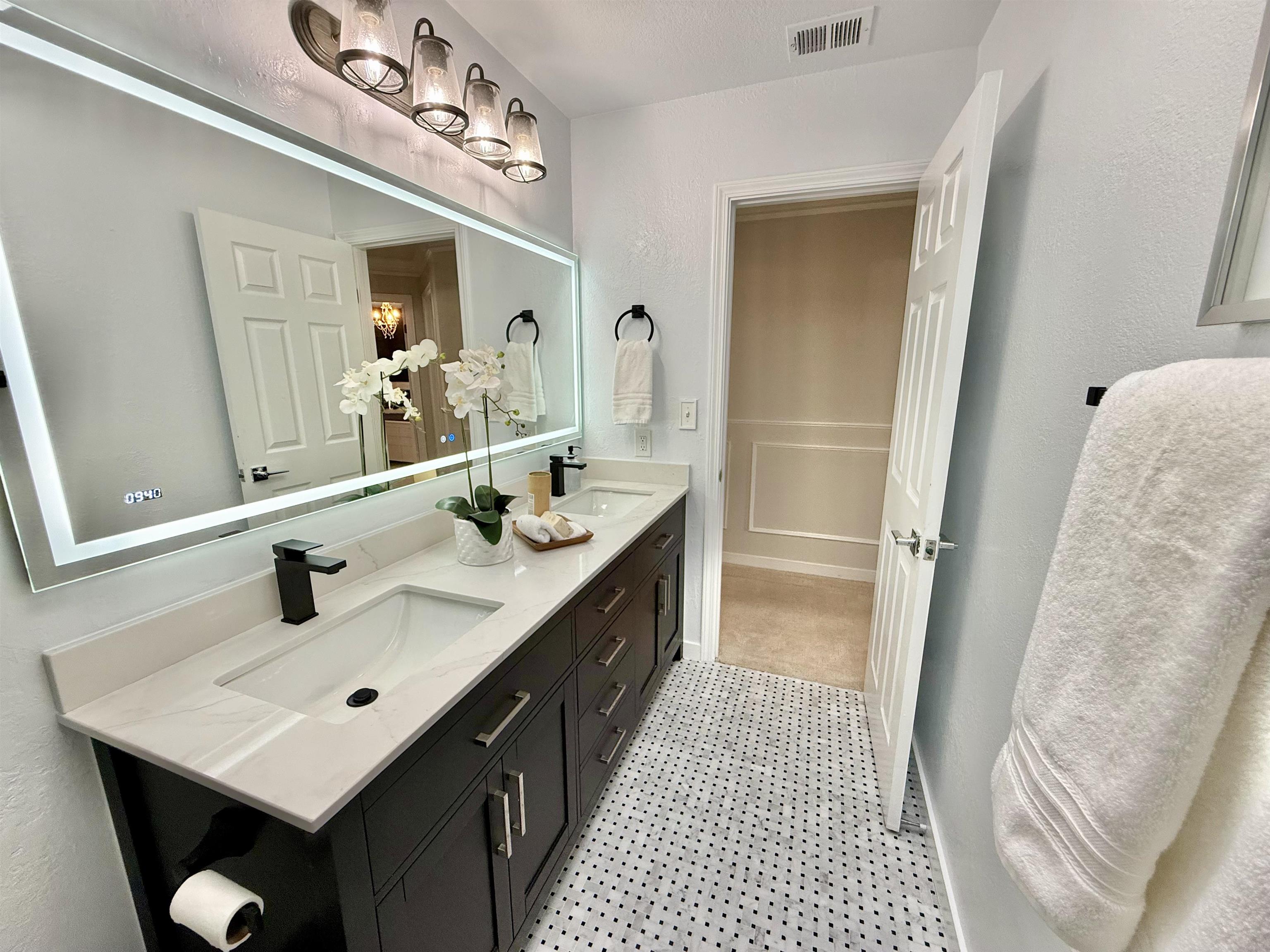 Detail Gallery Image 47 of 60 For 120 Canyon Lakes Way, San Ramon,  CA 94582 - 4 Beds | 2/1 Baths