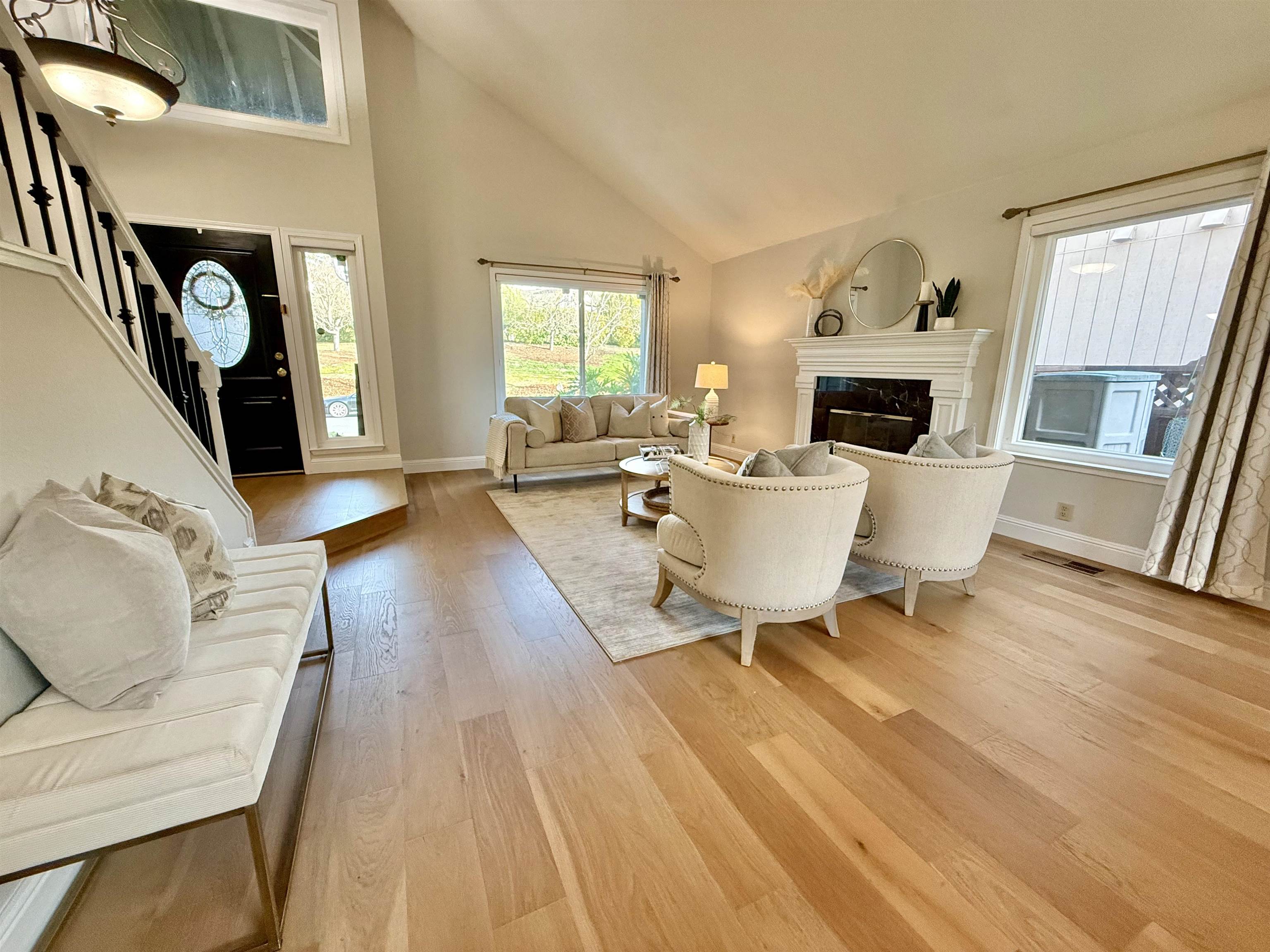 Detail Gallery Image 6 of 60 For 120 Canyon Lakes Way, San Ramon,  CA 94582 - 4 Beds | 2/1 Baths