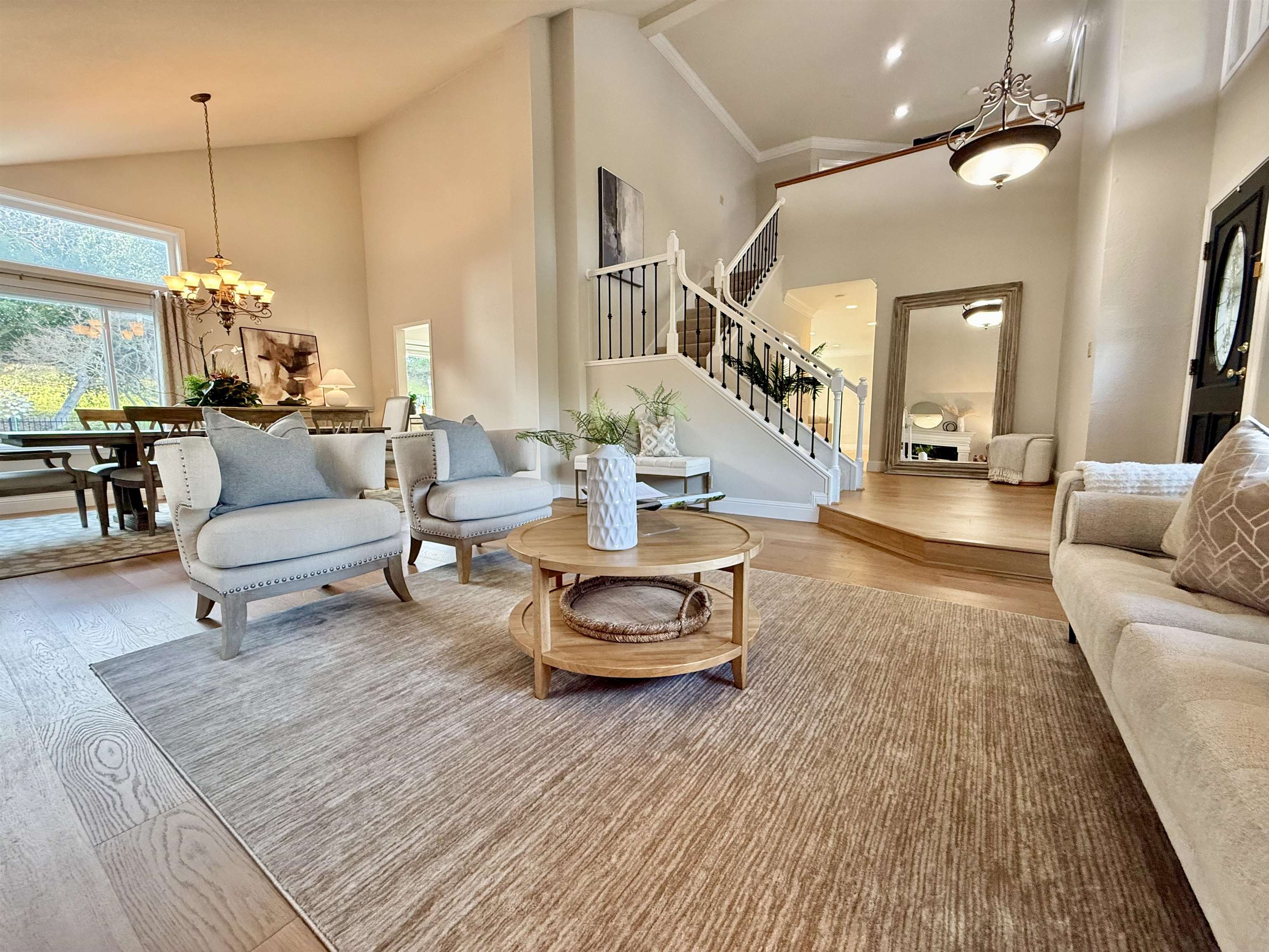 Detail Gallery Image 9 of 60 For 120 Canyon Lakes Way, San Ramon,  CA 94582 - 4 Beds | 2/1 Baths