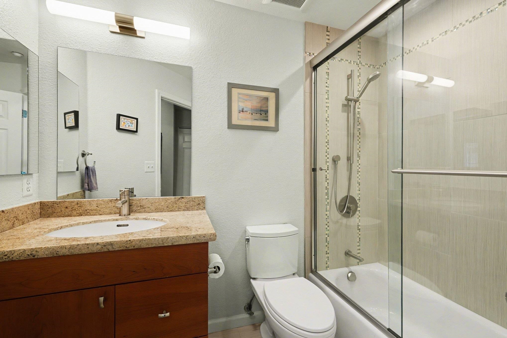 Detail Gallery Image 23 of 36 For 476 E E St, Benicia,  CA 94510 - 3 Beds | 2/1 Baths