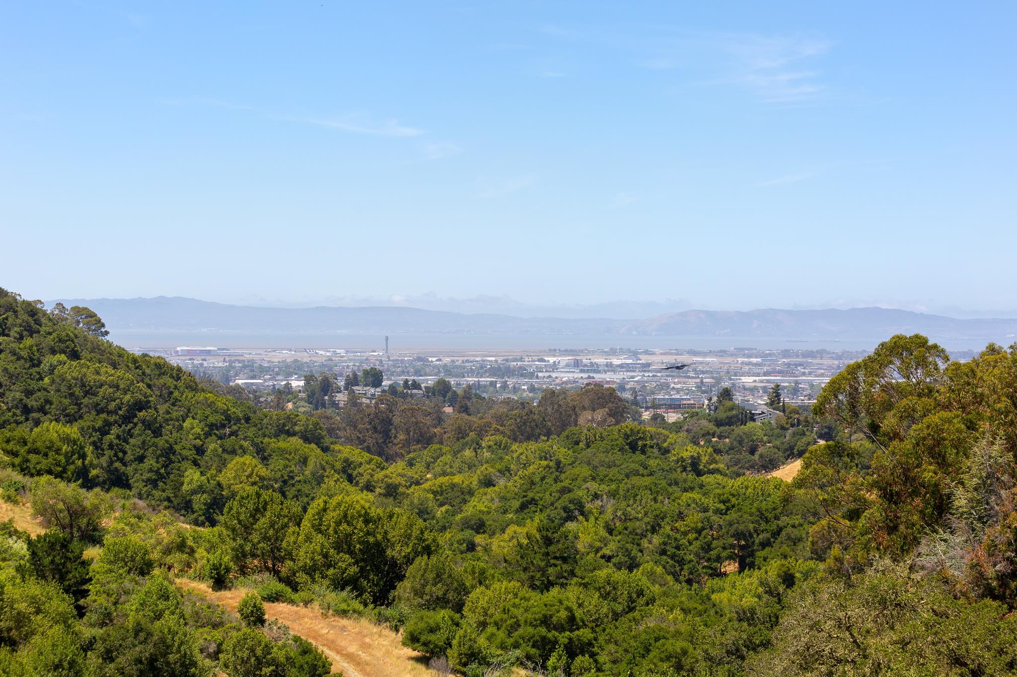 Detail Gallery Image 13 of 54 For 10353 Royal Oak Rd, Oakland,  CA 94605 - 4 Beds | 2/1 Baths