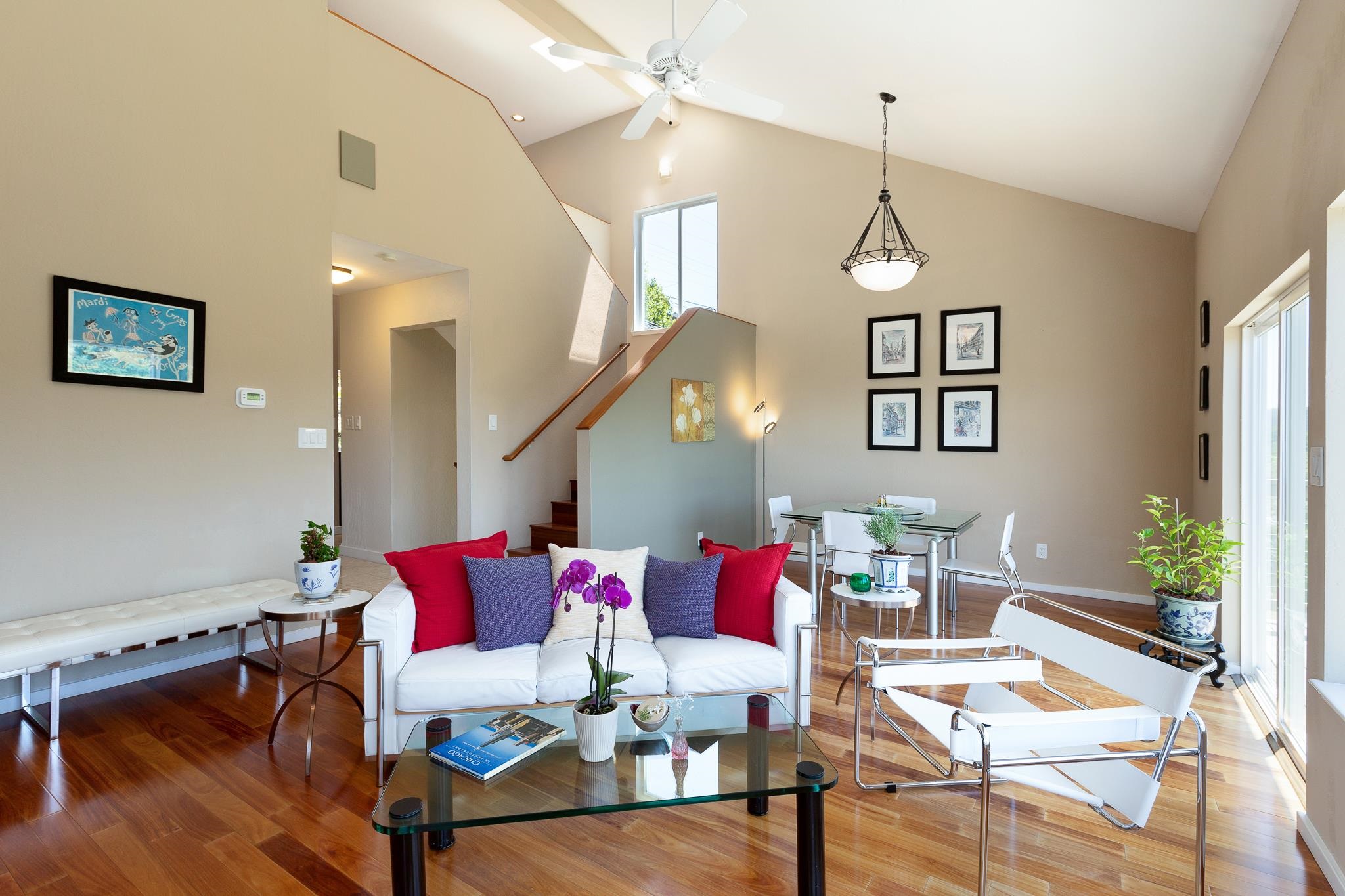 Detail Gallery Image 16 of 54 For 10353 Royal Oak Rd, Oakland,  CA 94605 - 4 Beds | 2/1 Baths