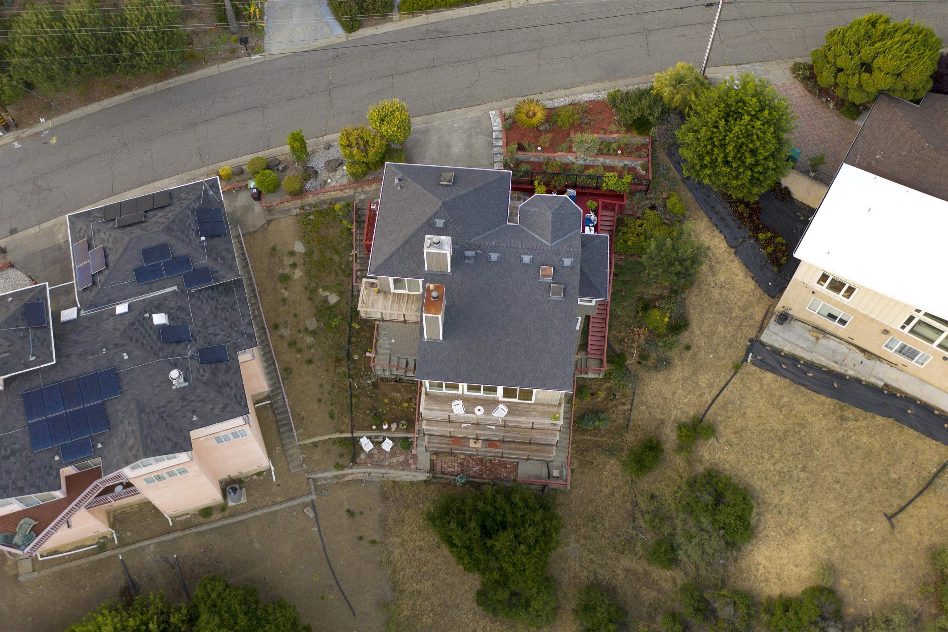 Detail Gallery Image 50 of 54 For 10353 Royal Oak Rd, Oakland,  CA 94605 - 4 Beds | 2/1 Baths