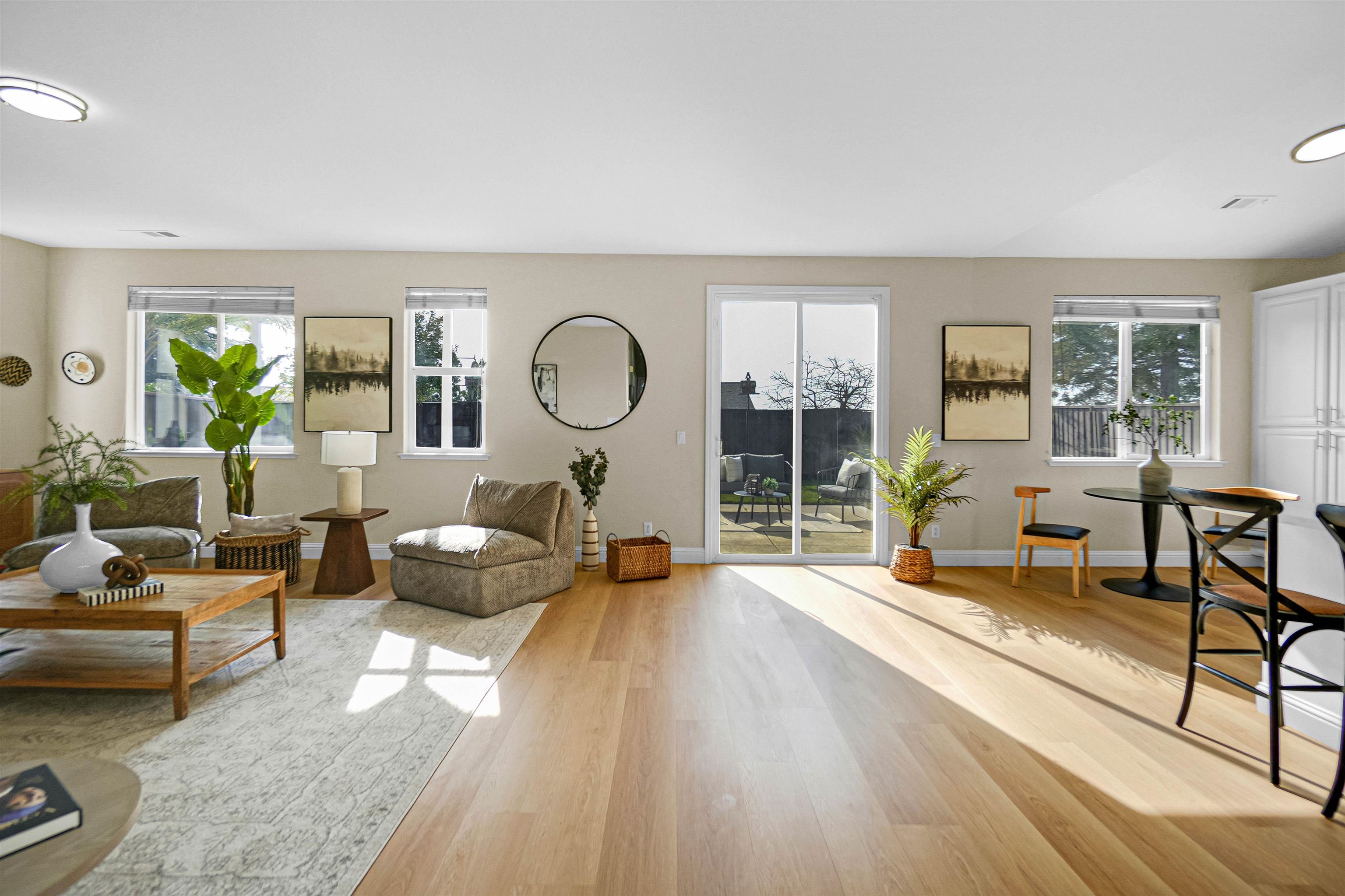 Detail Gallery Image 14 of 60 For 4905 Apricot Ct, Castro Valley,  CA 94546 - 4 Beds | 3 Baths