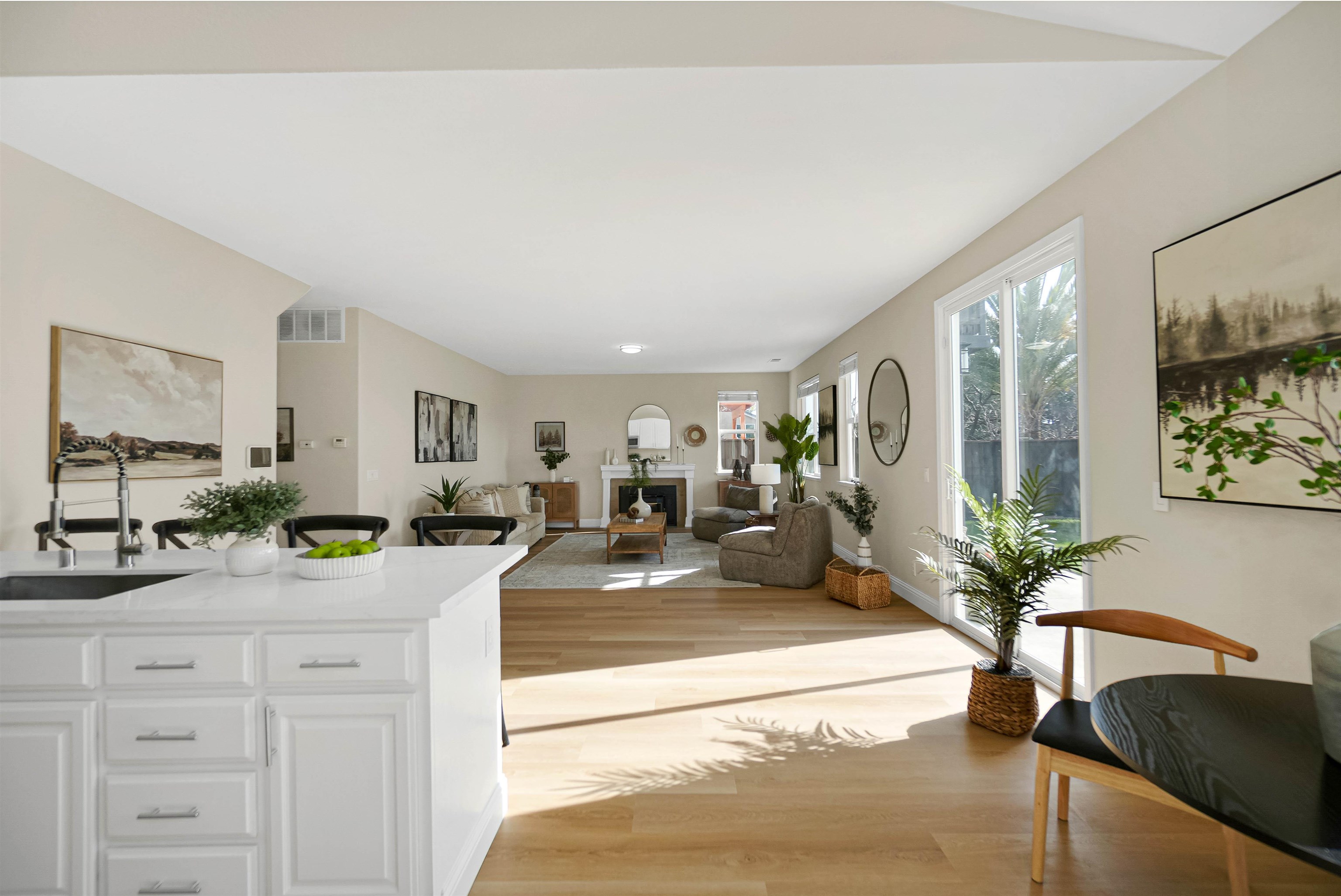 Detail Gallery Image 21 of 60 For 4905 Apricot Ct, Castro Valley,  CA 94546 - 4 Beds | 3 Baths