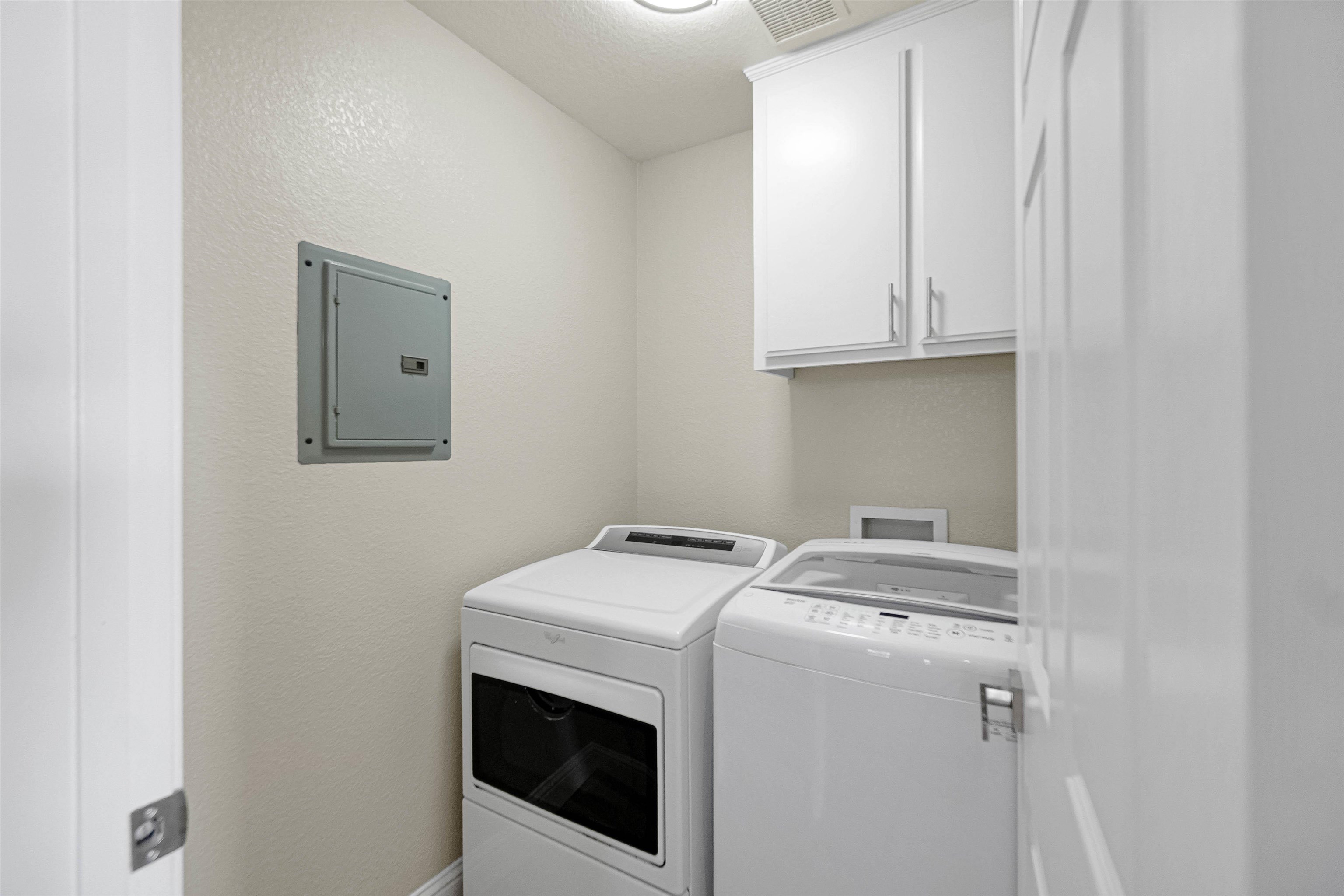 Detail Gallery Image 23 of 60 For 4905 Apricot Ct, Castro Valley,  CA 94546 - 4 Beds | 3 Baths