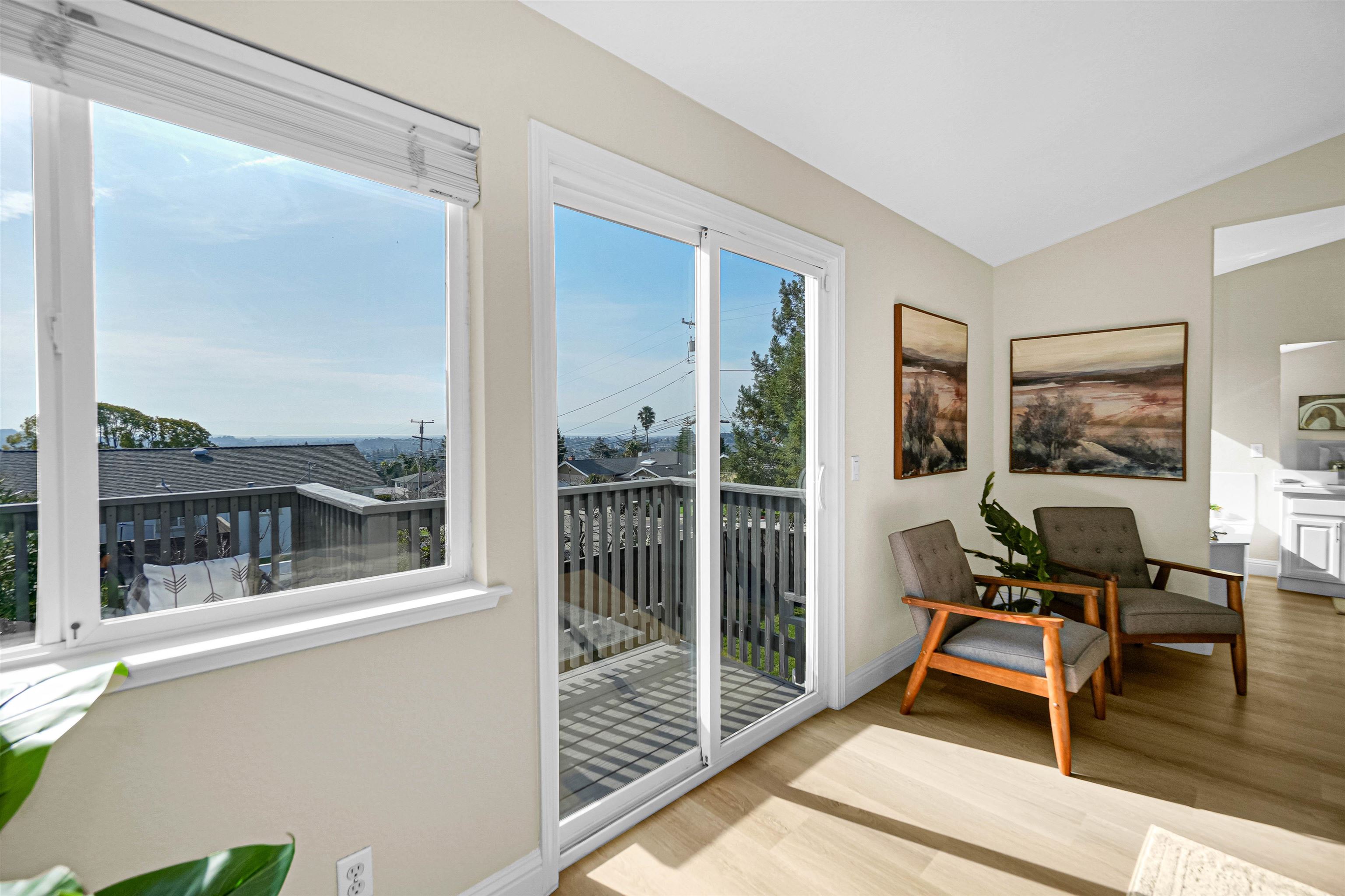 Detail Gallery Image 27 of 60 For 4905 Apricot Ct, Castro Valley,  CA 94546 - 4 Beds | 3 Baths